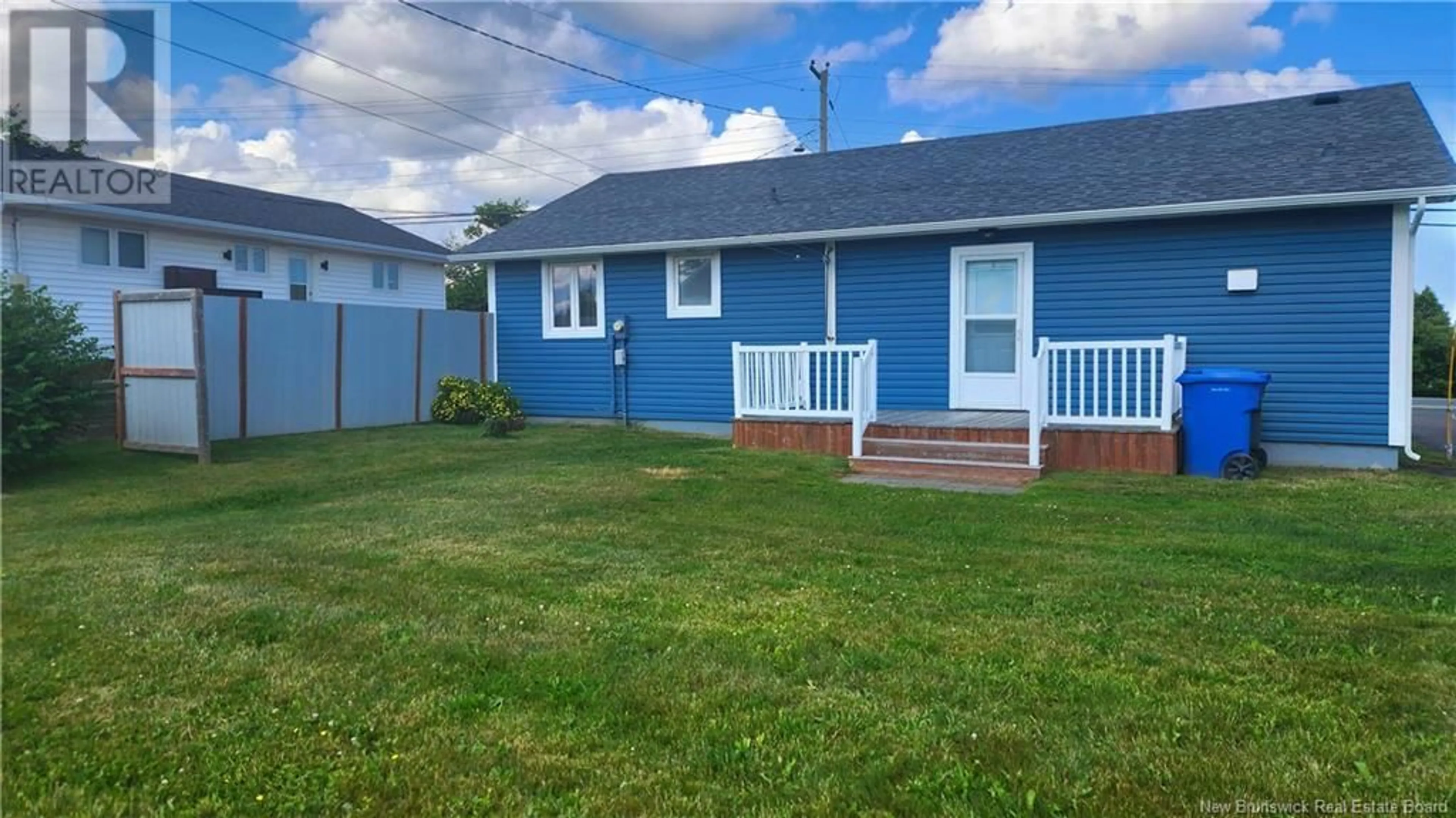 Home with vinyl exterior material, unknown for 3431 RUE ALBERT, Tracadie New Brunswick E1X1C8