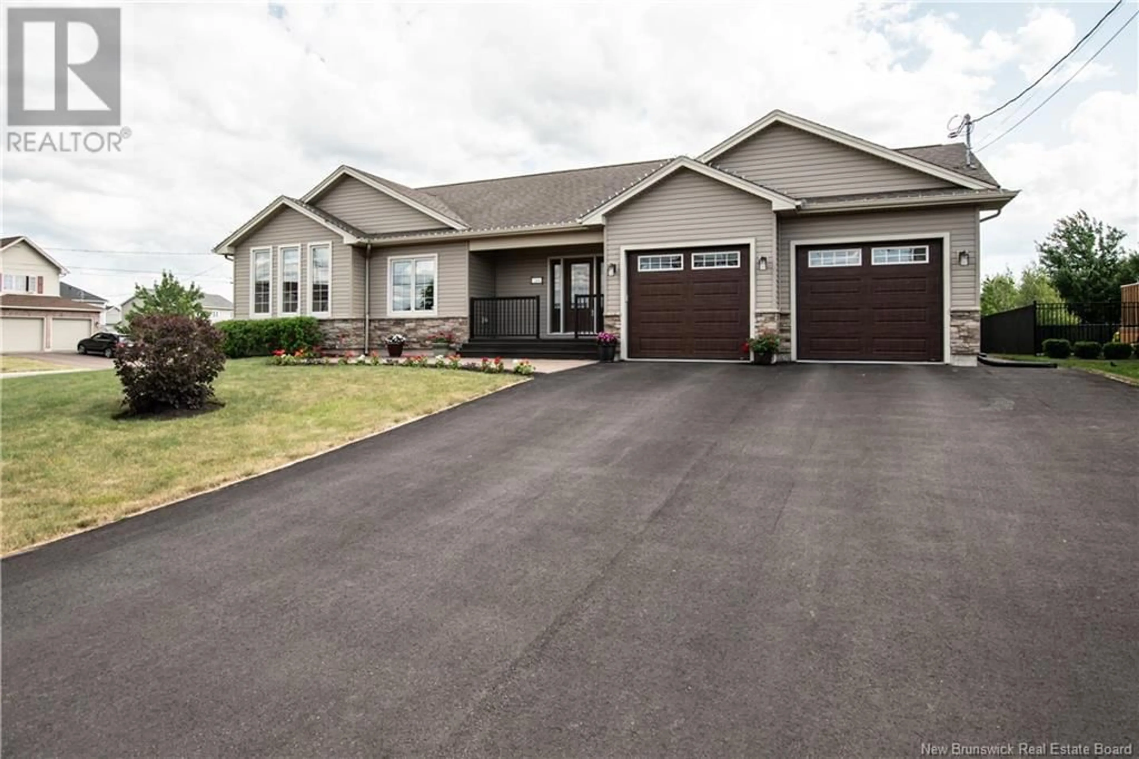 Home with vinyl exterior material, street for 144 OAKFIELD DRIVE, Riverview New Brunswick E1B0S6