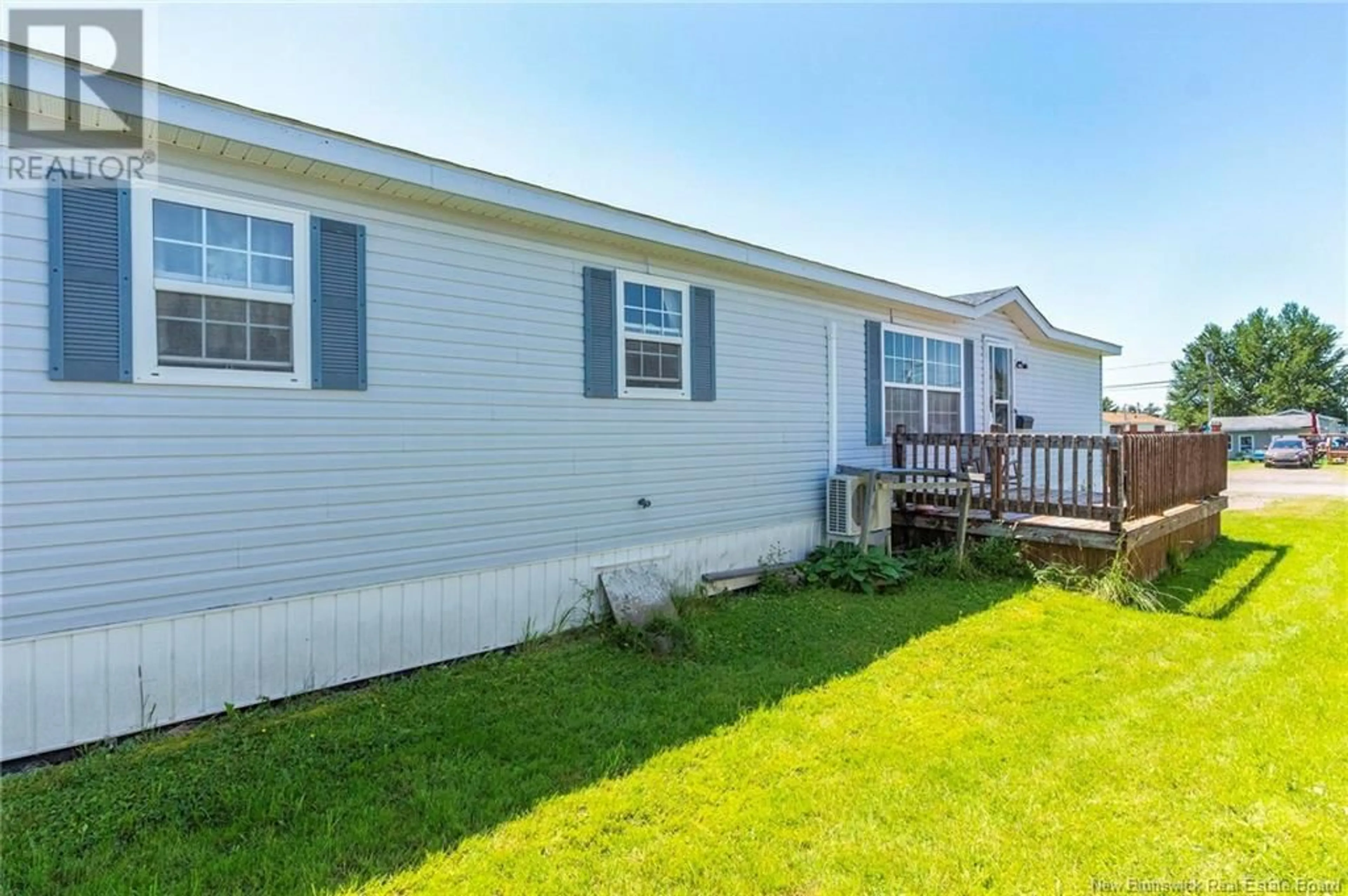 Home with vinyl exterior material, unknown for 29 GERALD BOULEVARD, Moncton New Brunswick E1E3T3