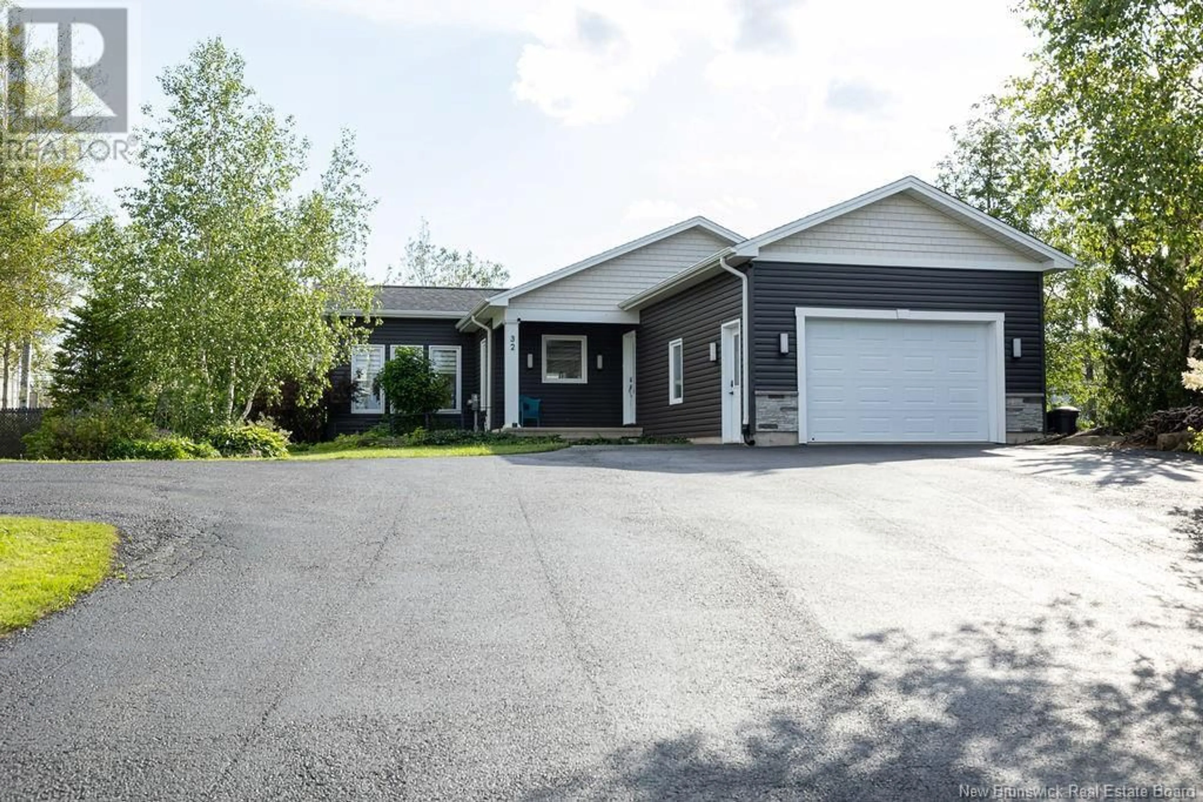 Unknown for 32 NORTHUMBERLAND STREET, Moncton New Brunswick E1A6S8