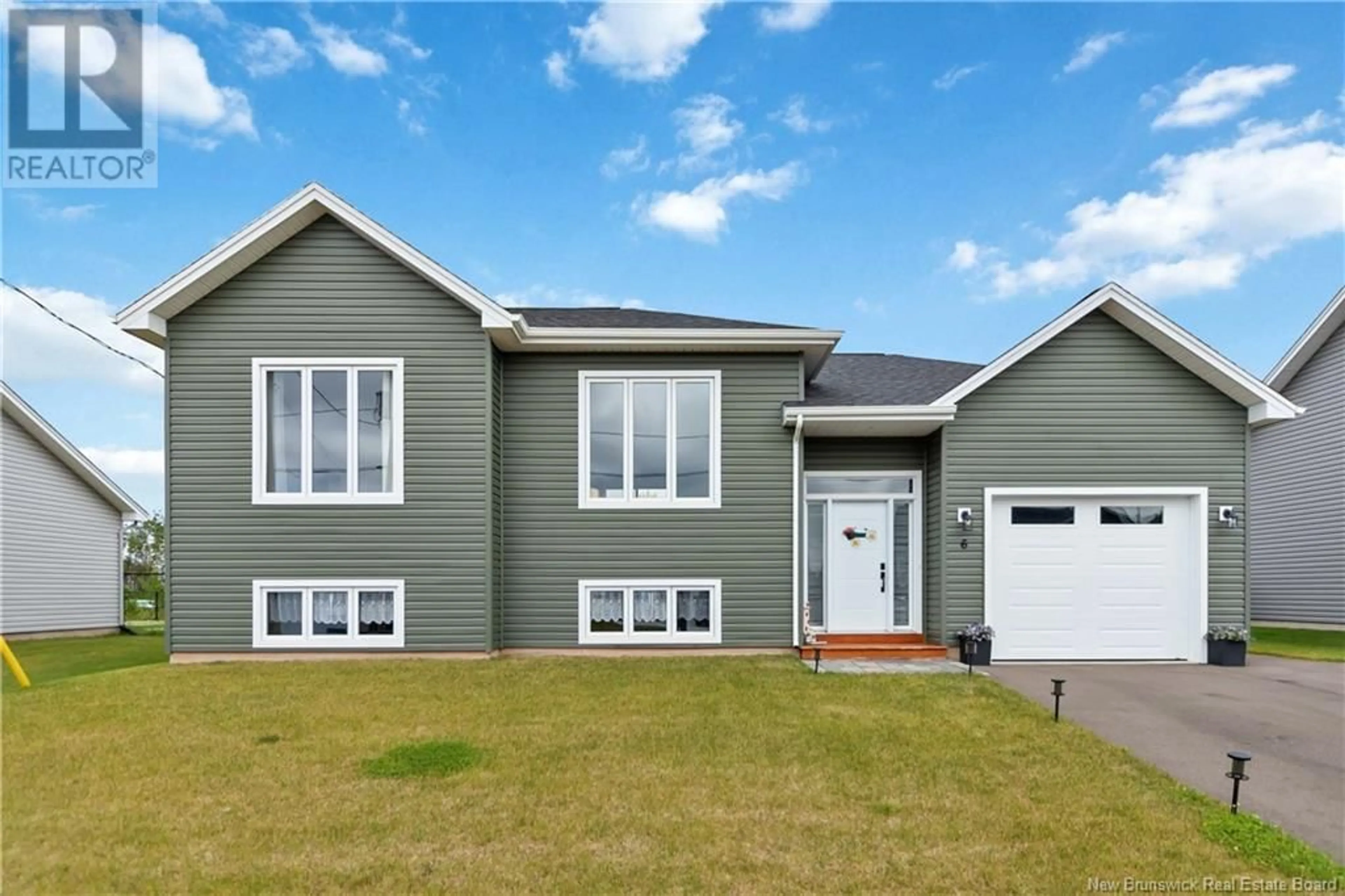 Home with vinyl exterior material, street for 6 ROBERT STREET, Shediac New Brunswick E4P0R2