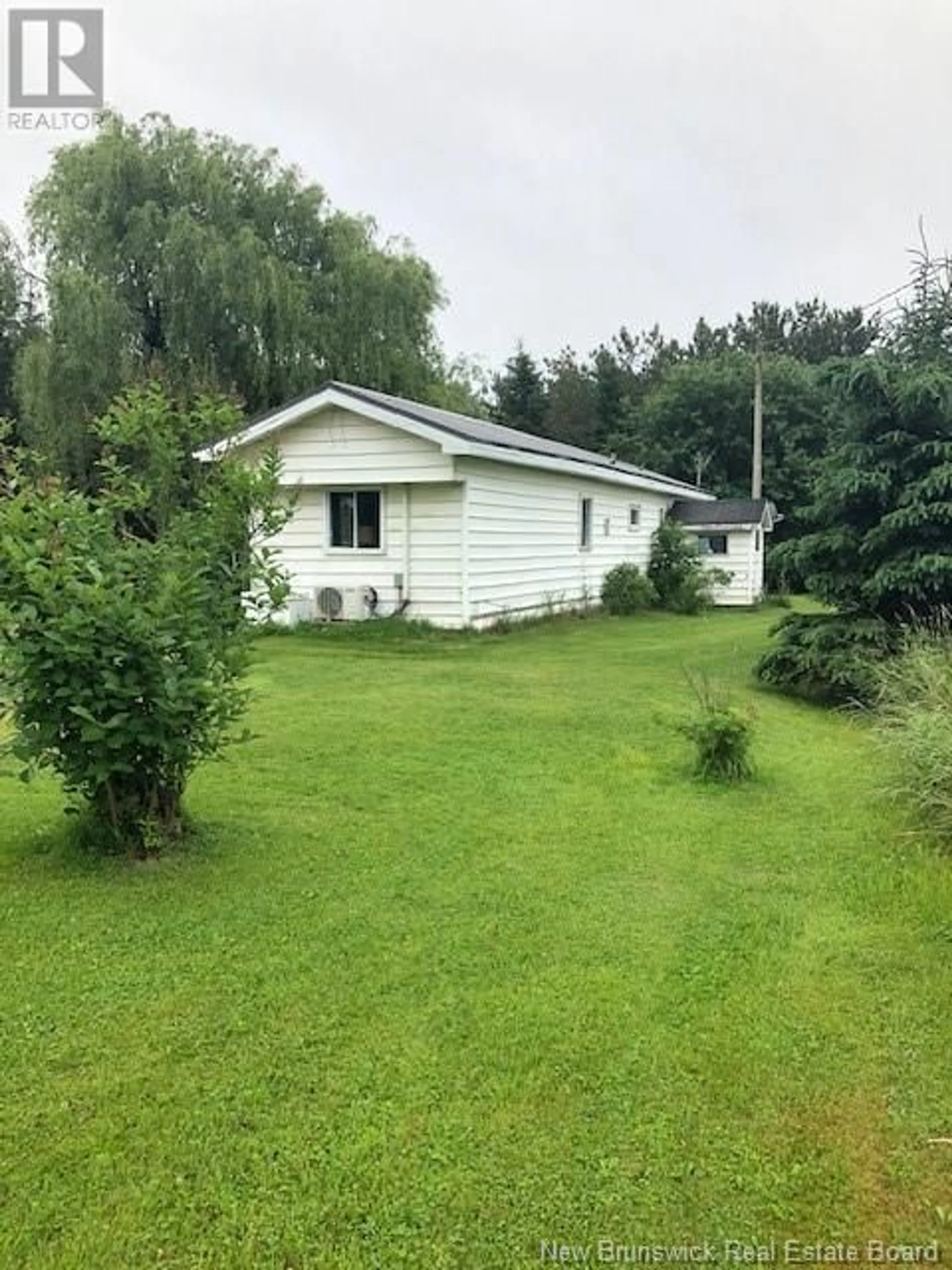 A pic from outside/outdoor area/front of a property/back of a property/a pic from drone, unknown for 2756 SALISBURY ROAD, Boundary Creek New Brunswick E1G4N1