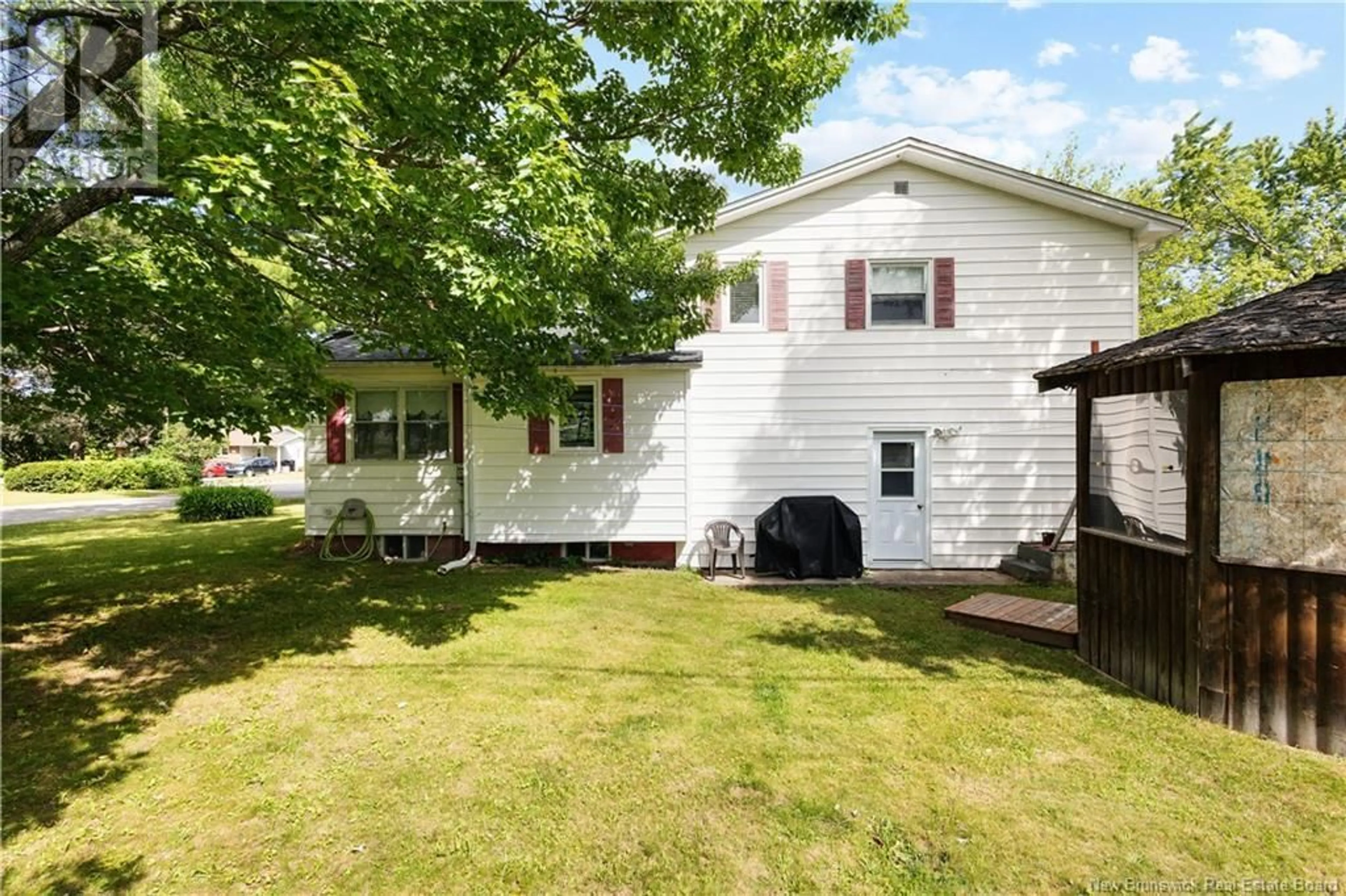 Home with vinyl exterior material, street for 8 SNOWBALL STREET, Miramichi New Brunswick E1N1X6