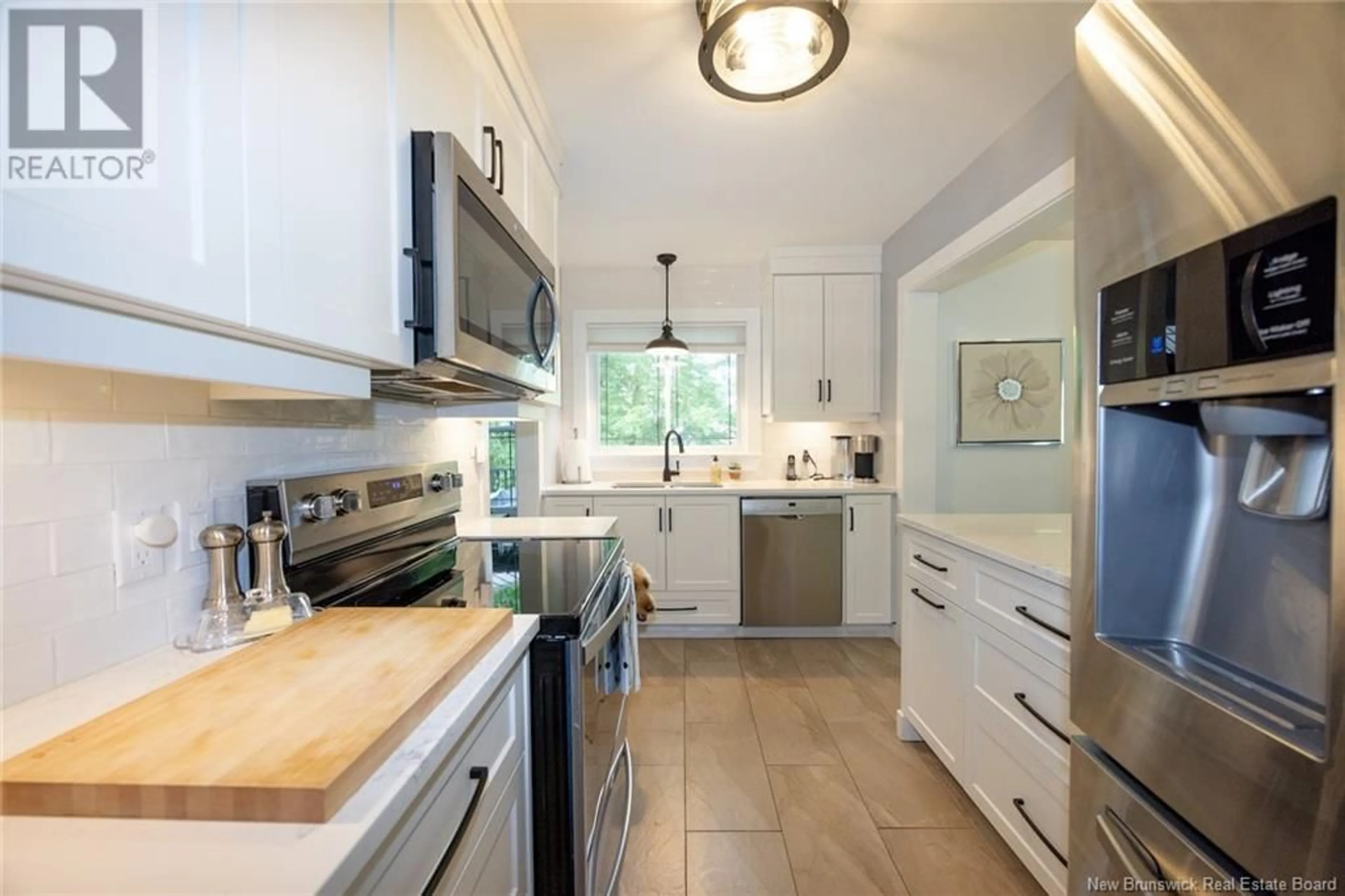 Open concept kitchen, ceramic/tile floor for 144 SUNRISE ESTATES DRIVE, New Maryland New Brunswick E3G1C6