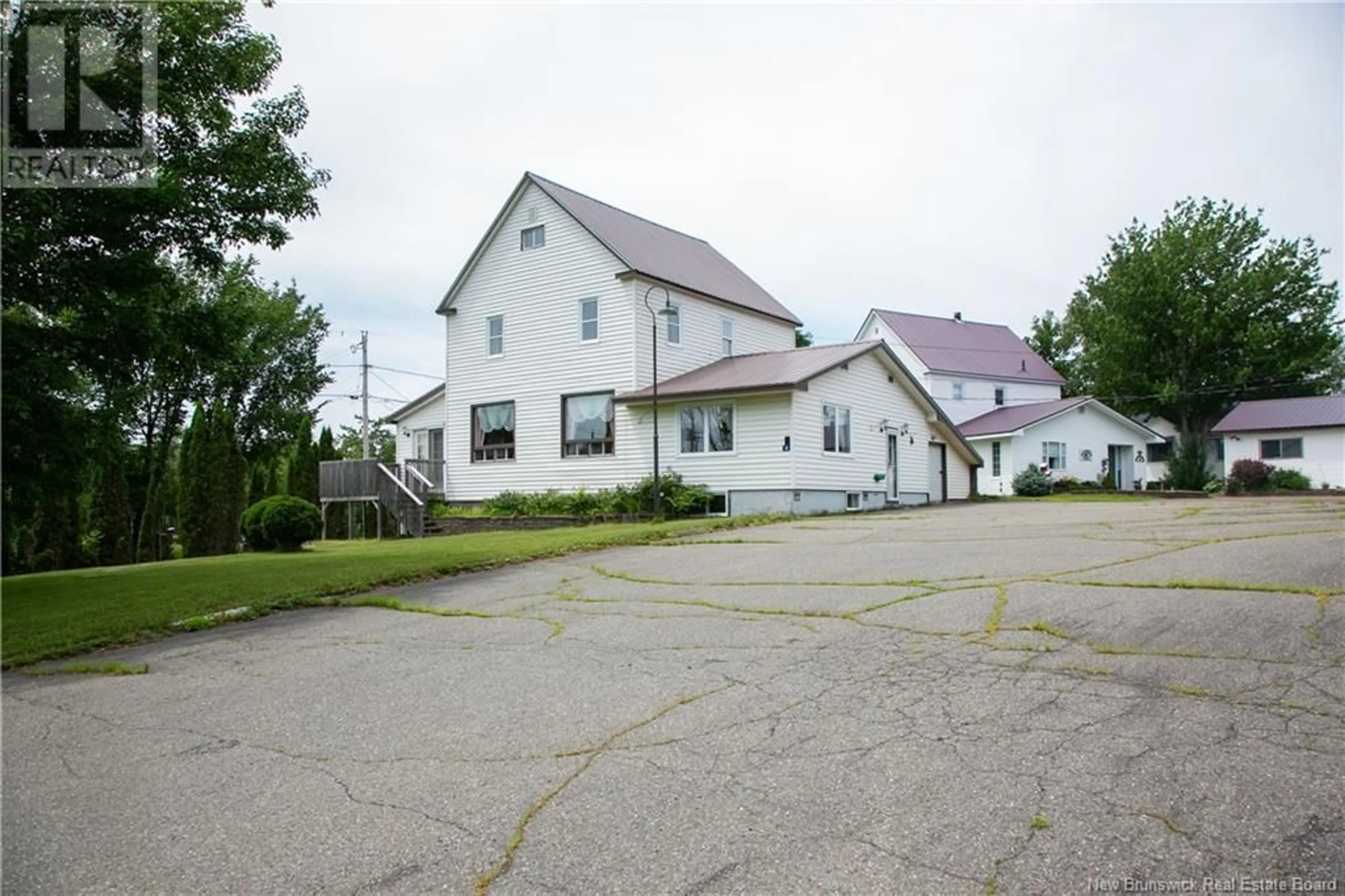 Unknown for 4 CEDAR STREET, McAdam New Brunswick E6J1V6
