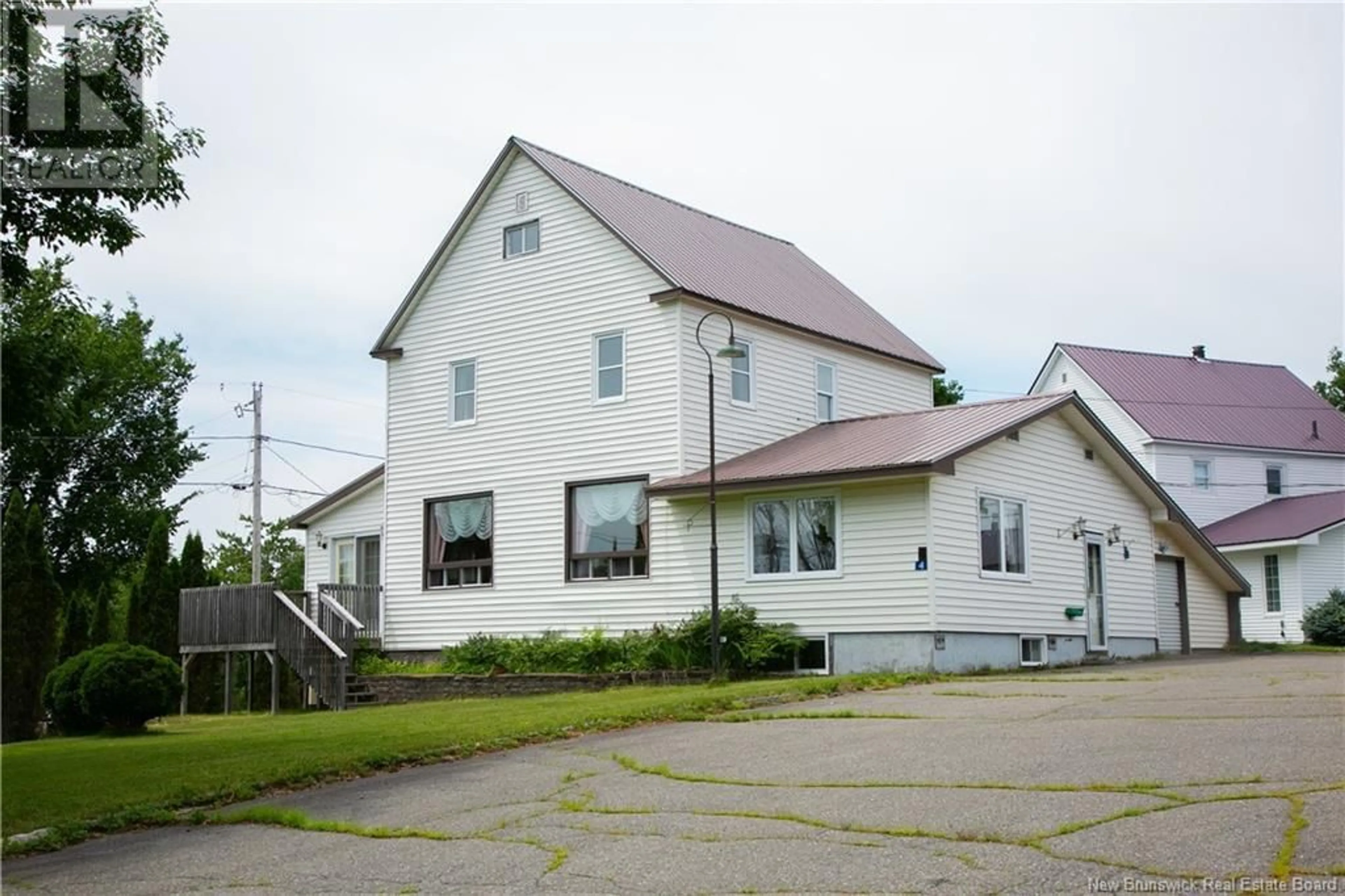 Unknown for 4 CEDAR STREET, McAdam New Brunswick E6J1V6