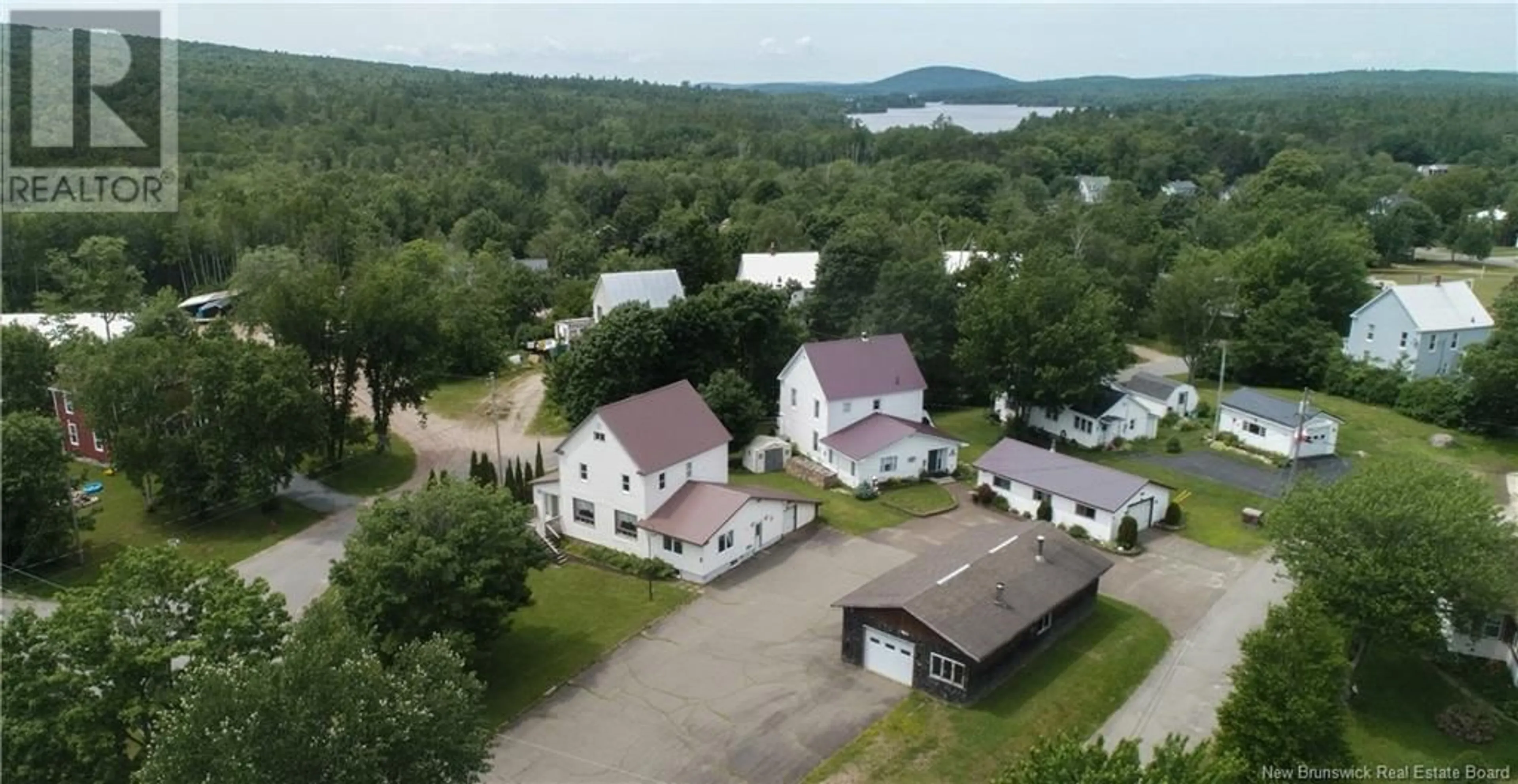 A pic from outside/outdoor area/front of a property/back of a property/a pic from drone, unknown for 4 CEDAR STREET, McAdam New Brunswick E6J1V6