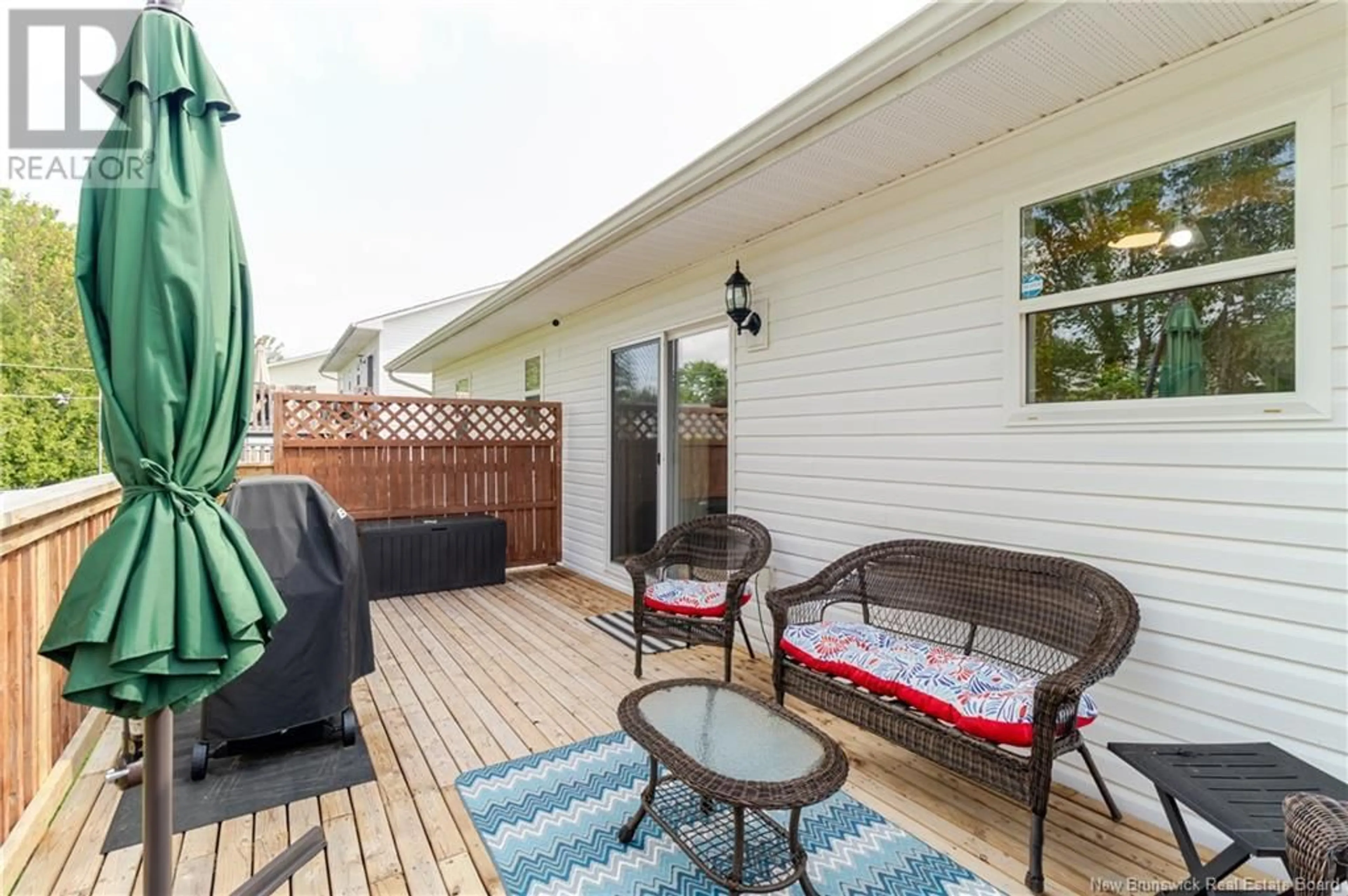 Patio, unknown for 8 WATLING CRESCENT, Oromocto New Brunswick E2V4M7