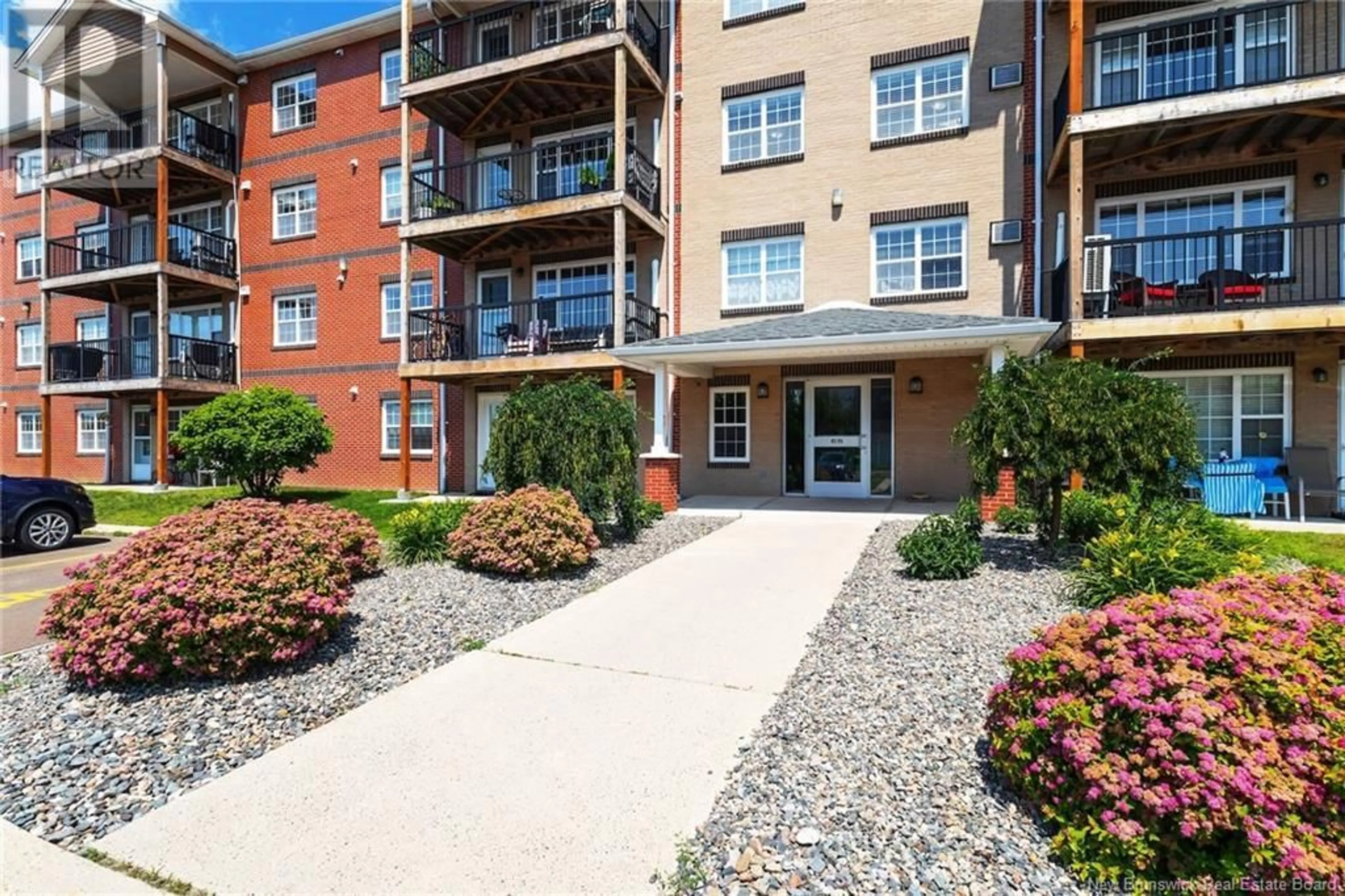 Patio, street for 208 - 65 BRAYSON BOULEVARD, Oromocto New Brunswick E2V0J2