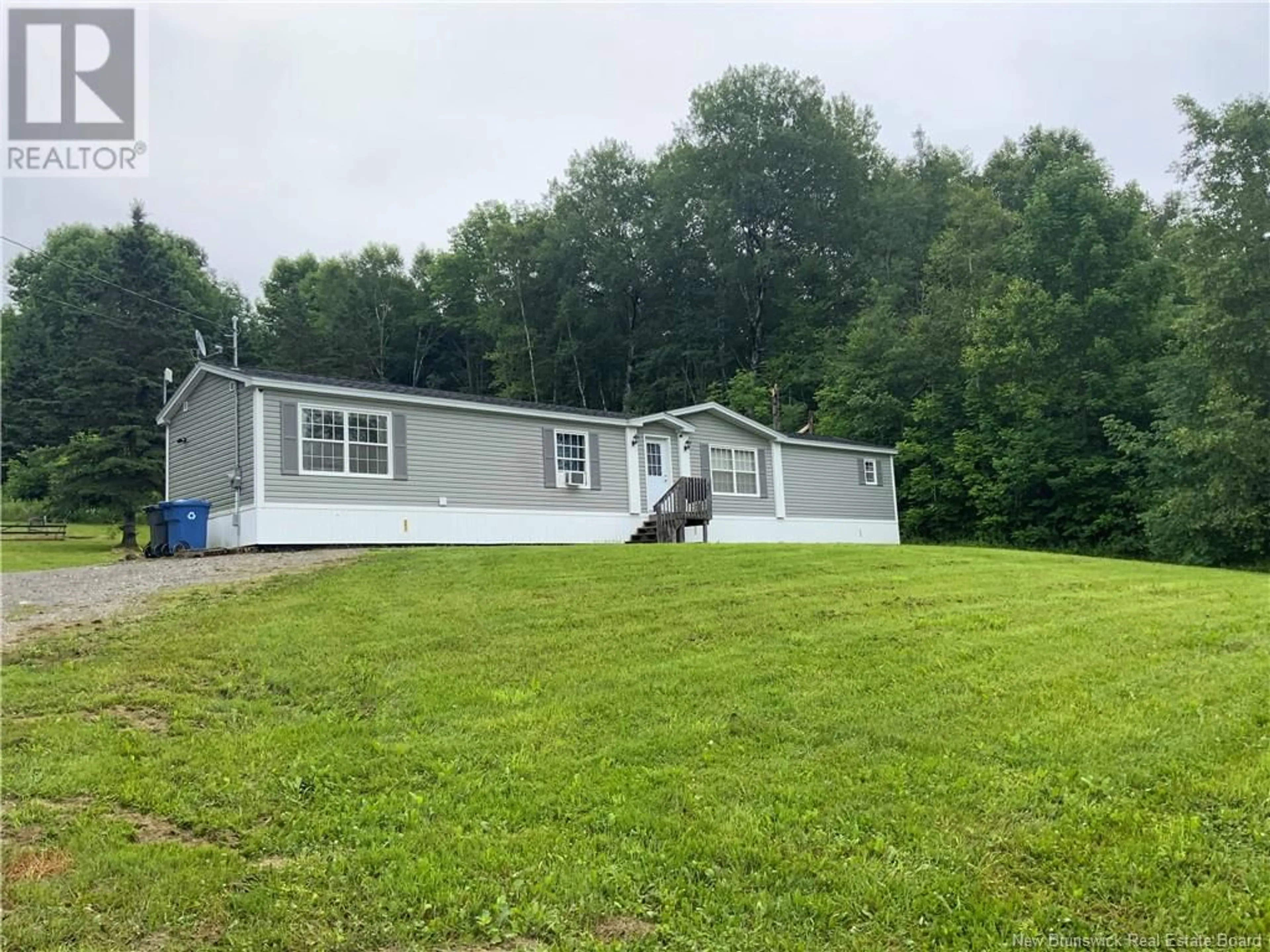Home with vinyl exterior material, unknown for 6234 ROUTE 105, Lower Brighton New Brunswick E7P1B3