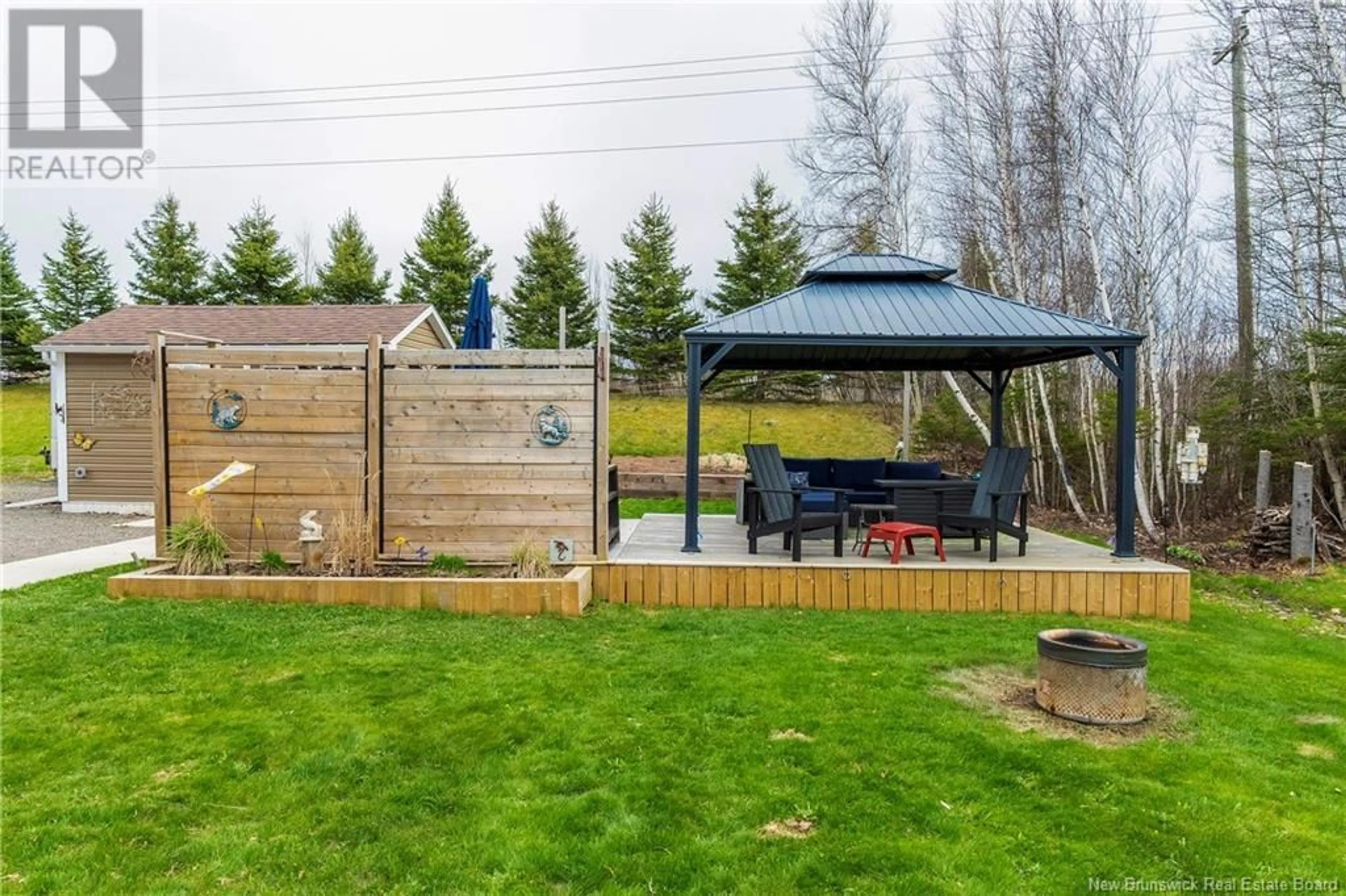 Patio, unknown for 355 CORNWALL ROAD, Shediac New Brunswick E4P1N9