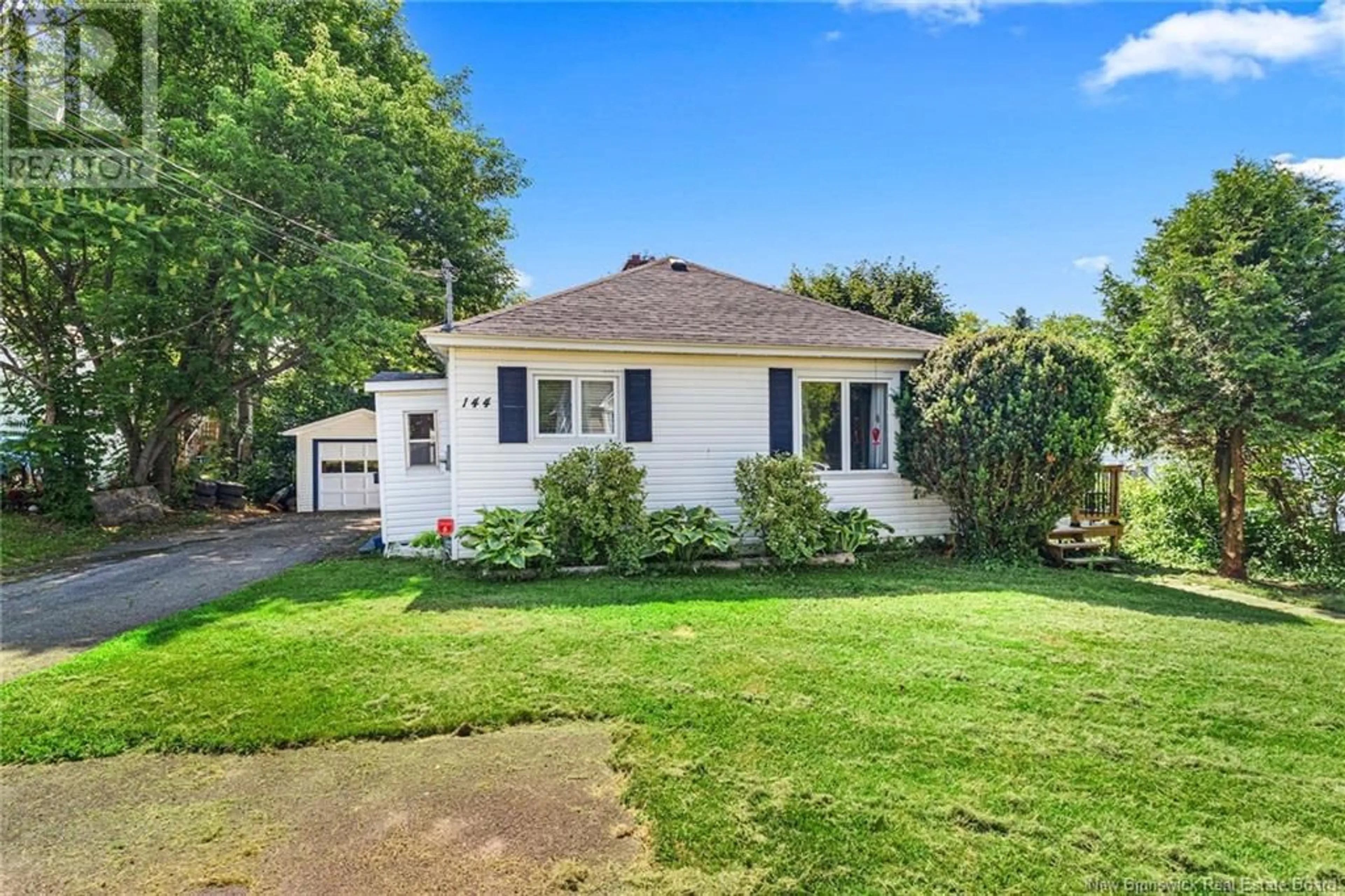 A pic from outside/outdoor area/front of a property/back of a property/a pic from drone, street for 144 FRIEL STREET, Fredericton New Brunswick E3A2P4