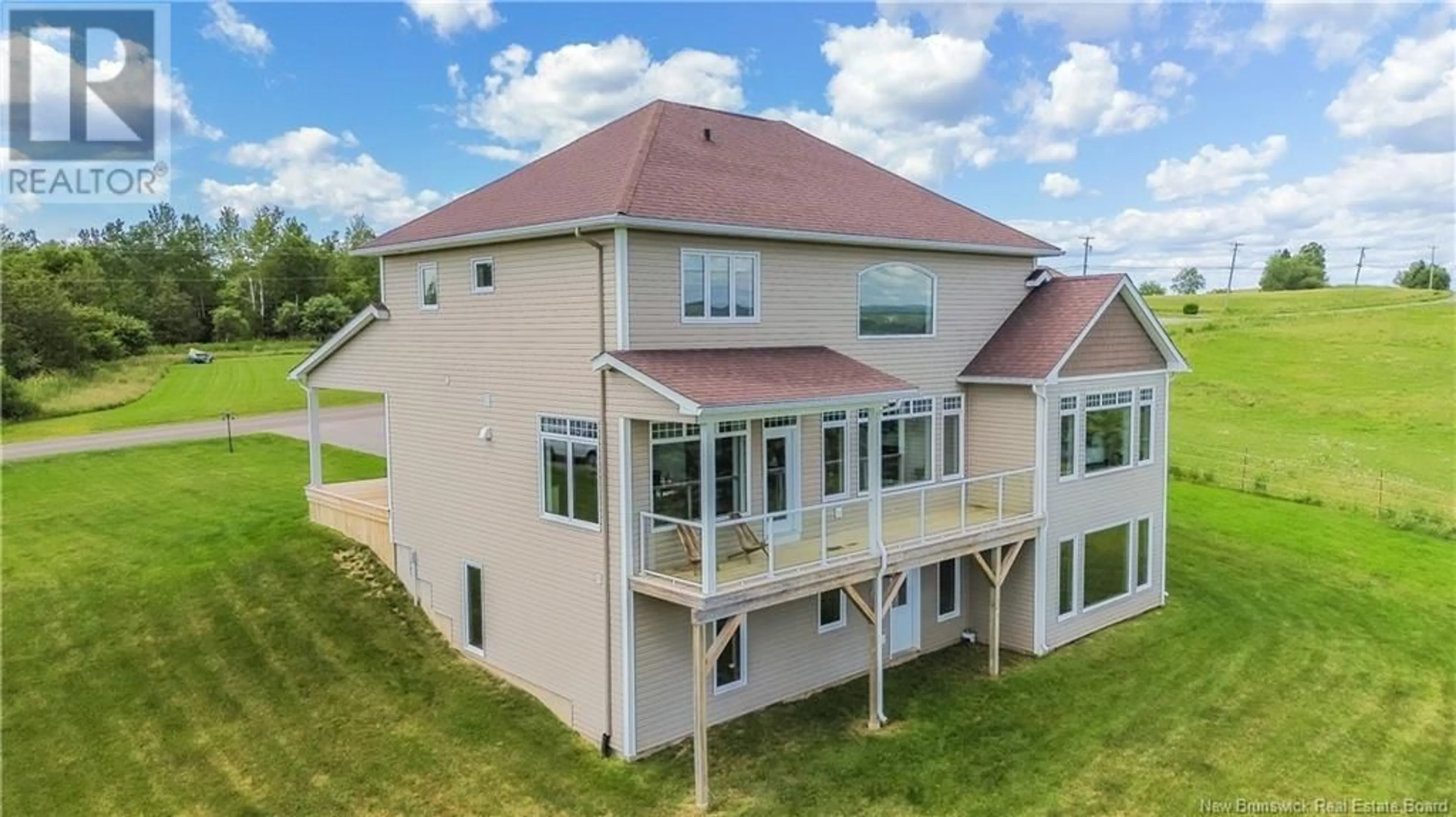 A pic from outside/outdoor area/front of a property/back of a property/a pic from drone, building for 302 DARLINGS ISLAND ROAD, Darlings Island New Brunswick E5N6S3