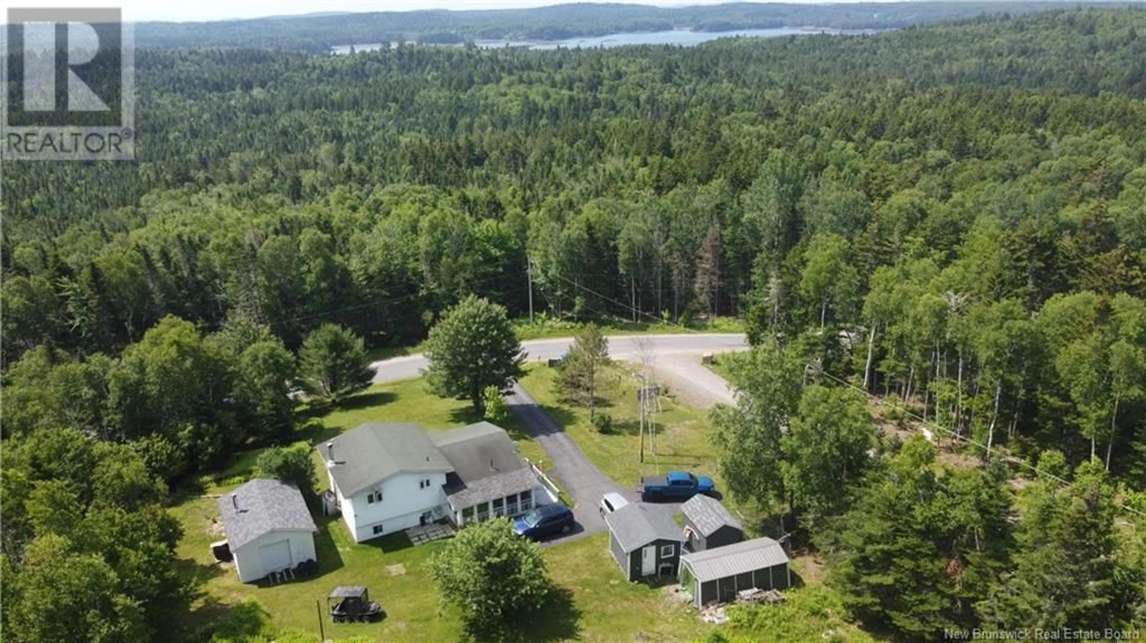 A pic from outside/outdoor area/front of a property/back of a property/a pic from drone, water/lake/river/ocean view for 423 SHORE ROAD, Breadalbane New Brunswick E5C1P2