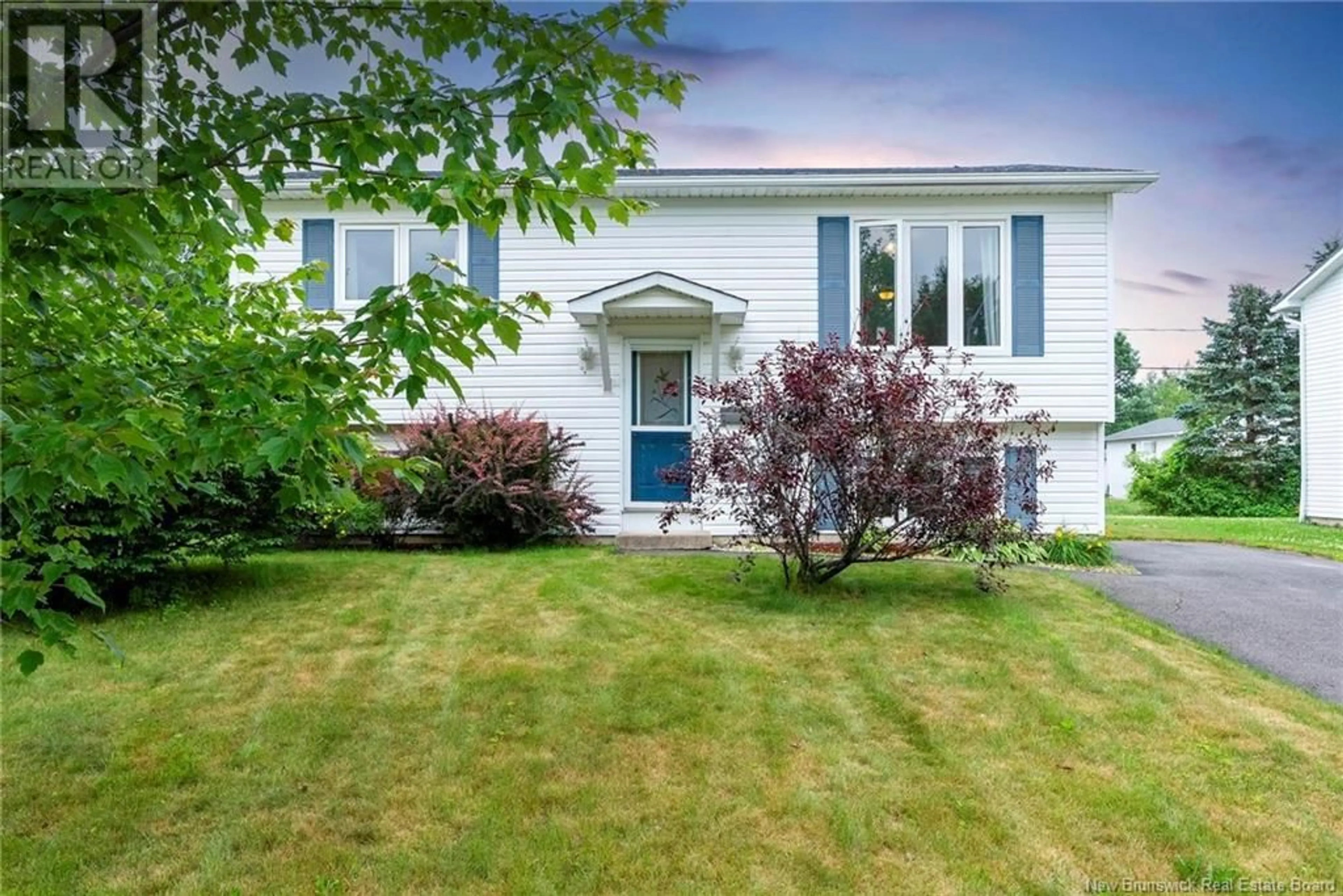 Home with vinyl exterior material, street for 48 JAMES STREET, Fredericton New Brunswick E3G5V6