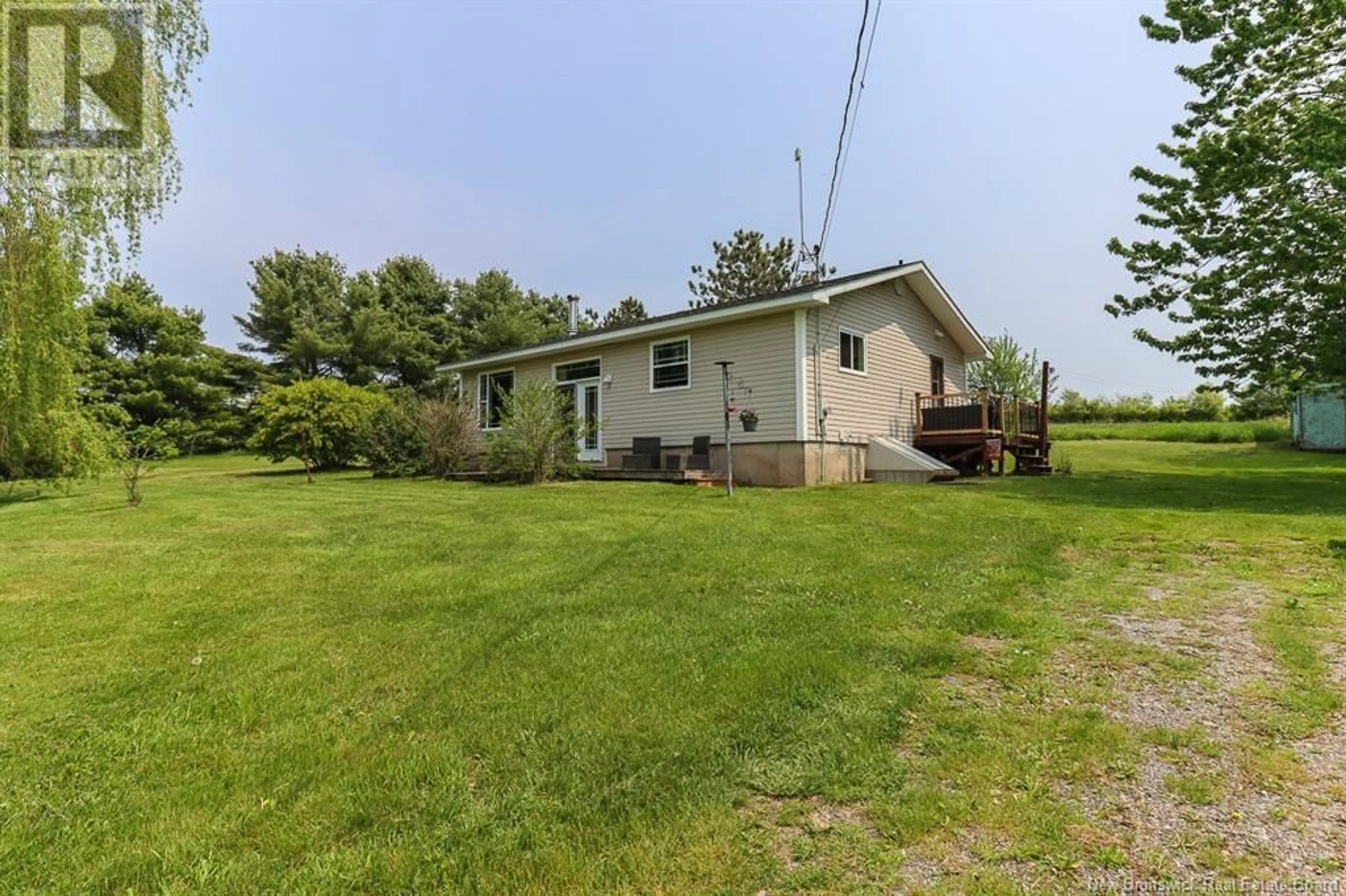 A pic from outside/outdoor area/front of a property/back of a property/a pic from drone, unknown for 1466 ROUTE 705, Wickham New Brunswick E5T3W3