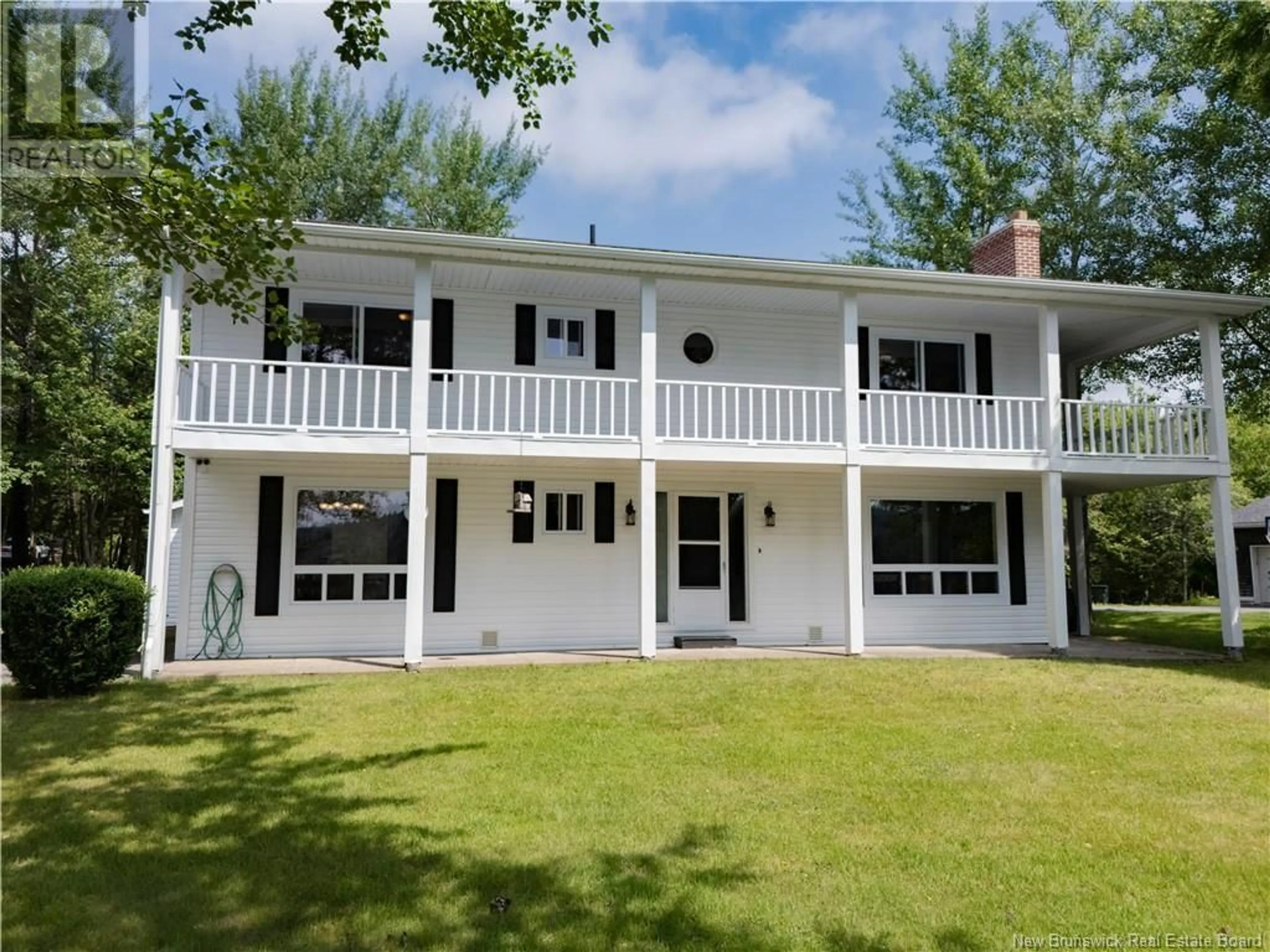 Home with vinyl exterior material, unknown for 5 DONALD ROAD, Rothesay New Brunswick E2S1A7