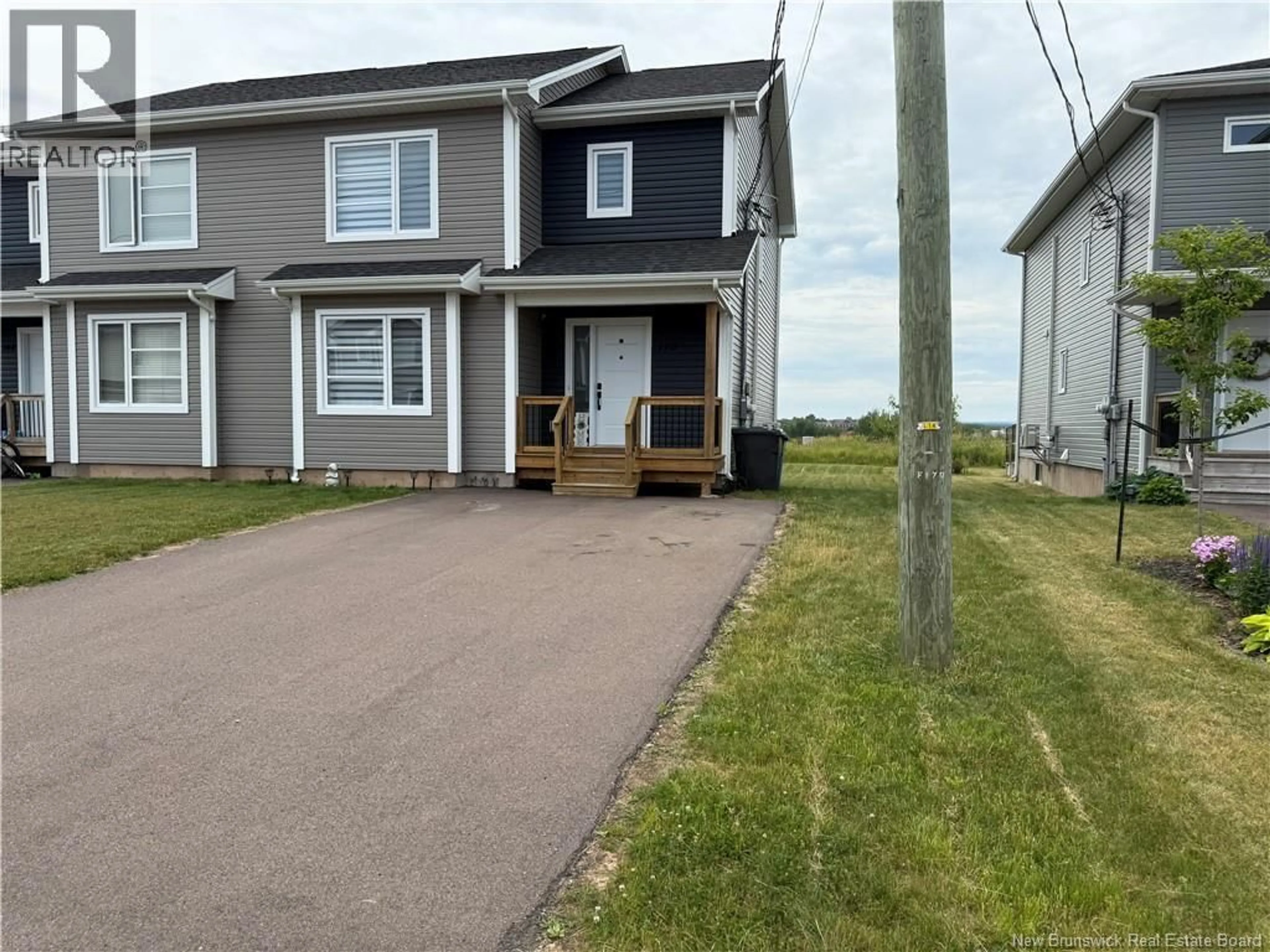 A pic from outside/outdoor area/front of a property/back of a property/a pic from drone, street for 170 SURETTE STREET, Dieppe New Brunswick E1A9R4