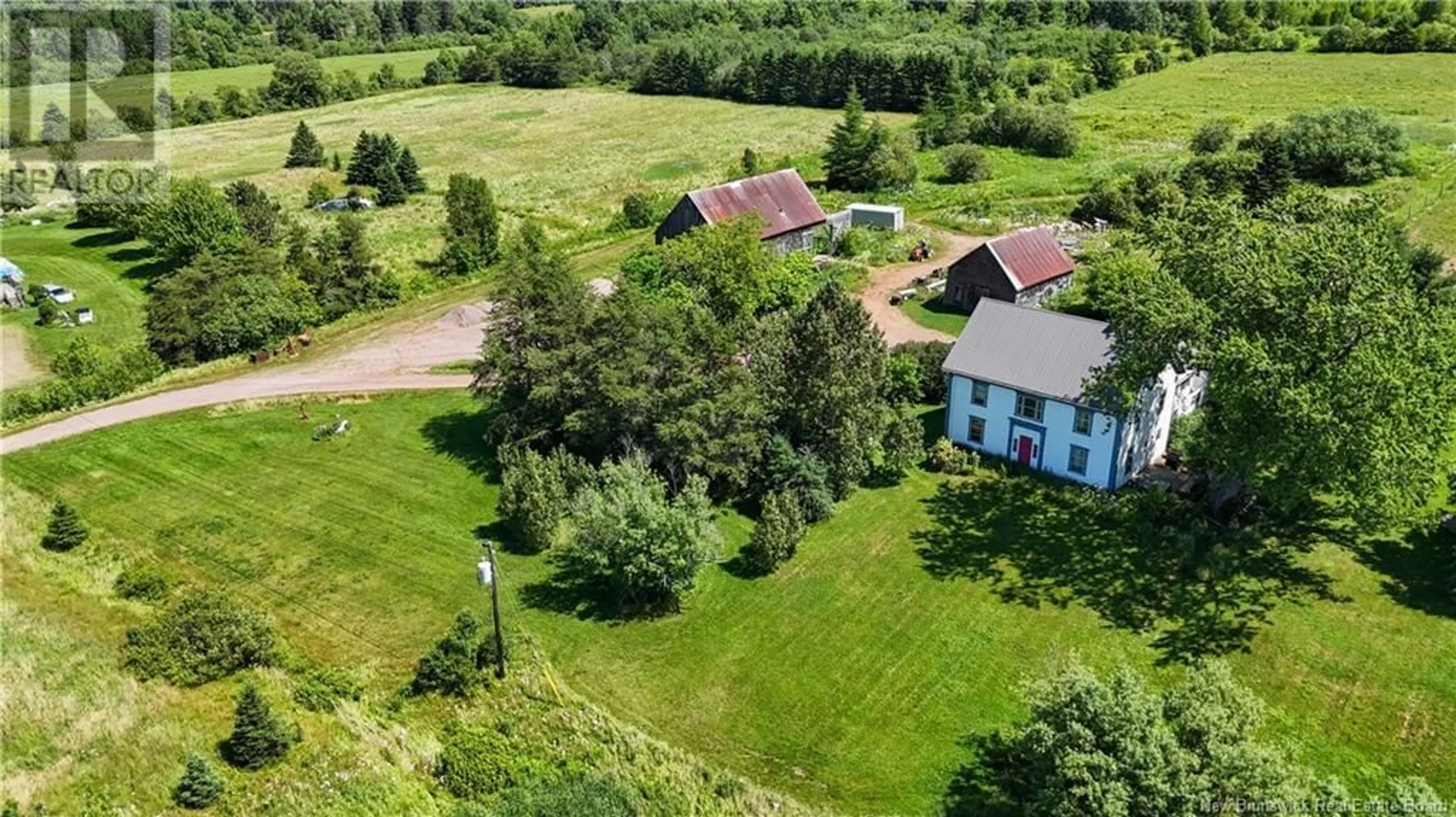 A pic from outside/outdoor area/front of a property/back of a property/a pic from drone, building for 331 RENAISSANCE, Memramcook New Brunswick E4K1T1
