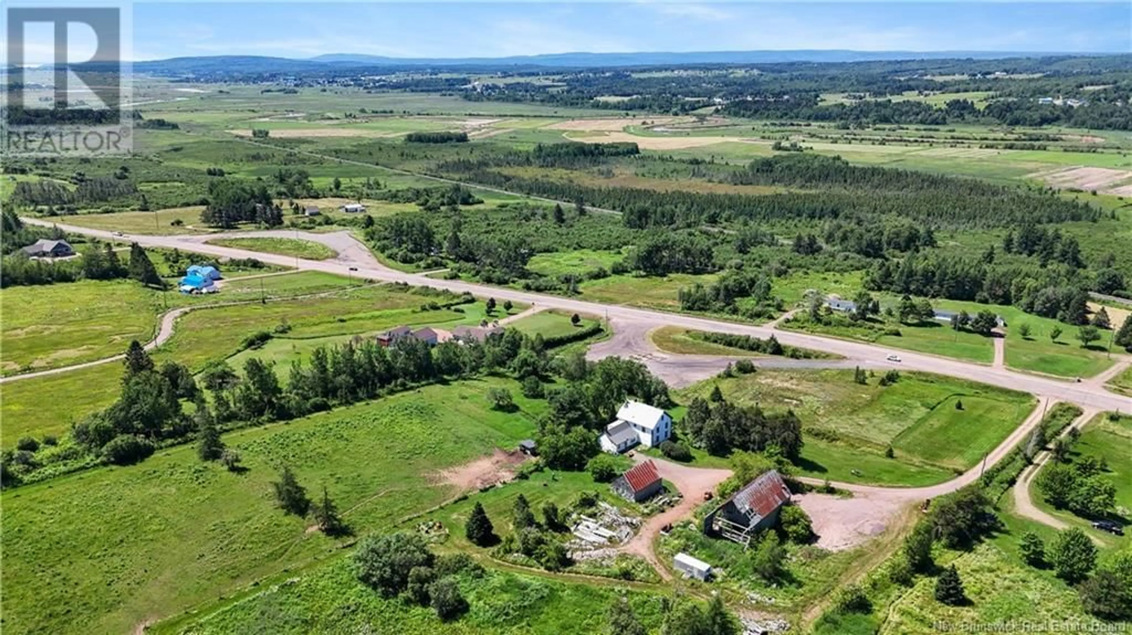 A pic from outside/outdoor area/front of a property/back of a property/a pic from drone, unknown for 331 RENAISSANCE, Memramcook New Brunswick E4K1T1