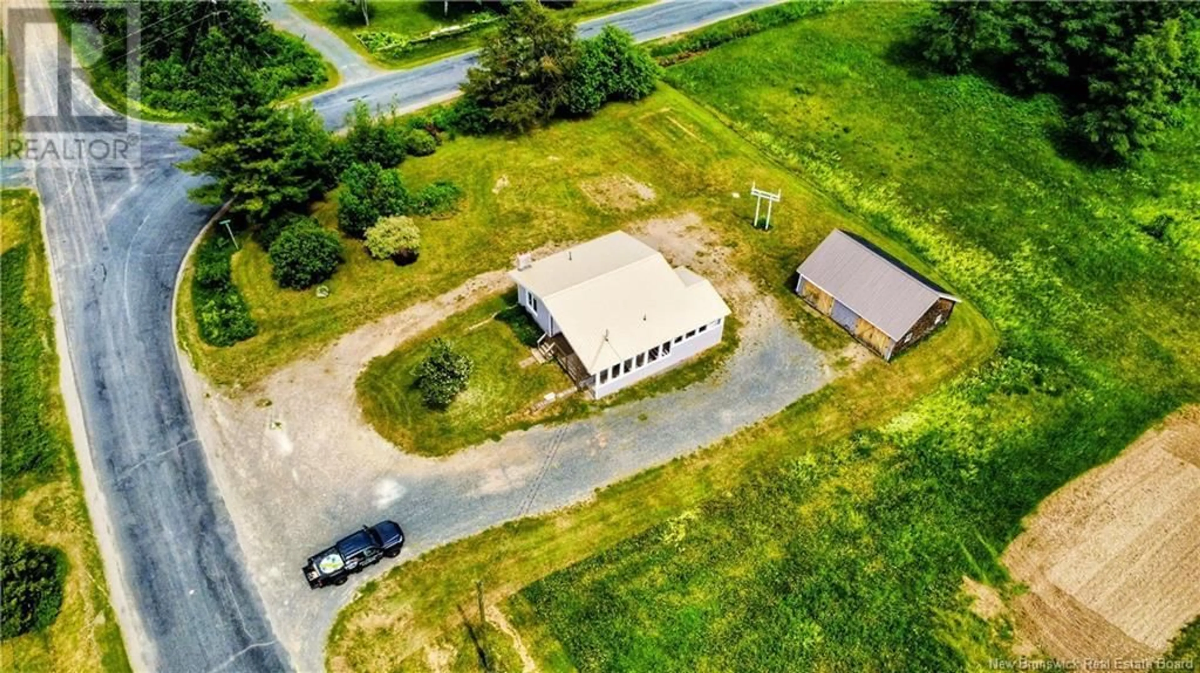 A pic from outside/outdoor area/front of a property/back of a property/a pic from drone, building for 3414 CHEMIN ST LAURENT, Saint-Laurent New Brunswick E8K3L3