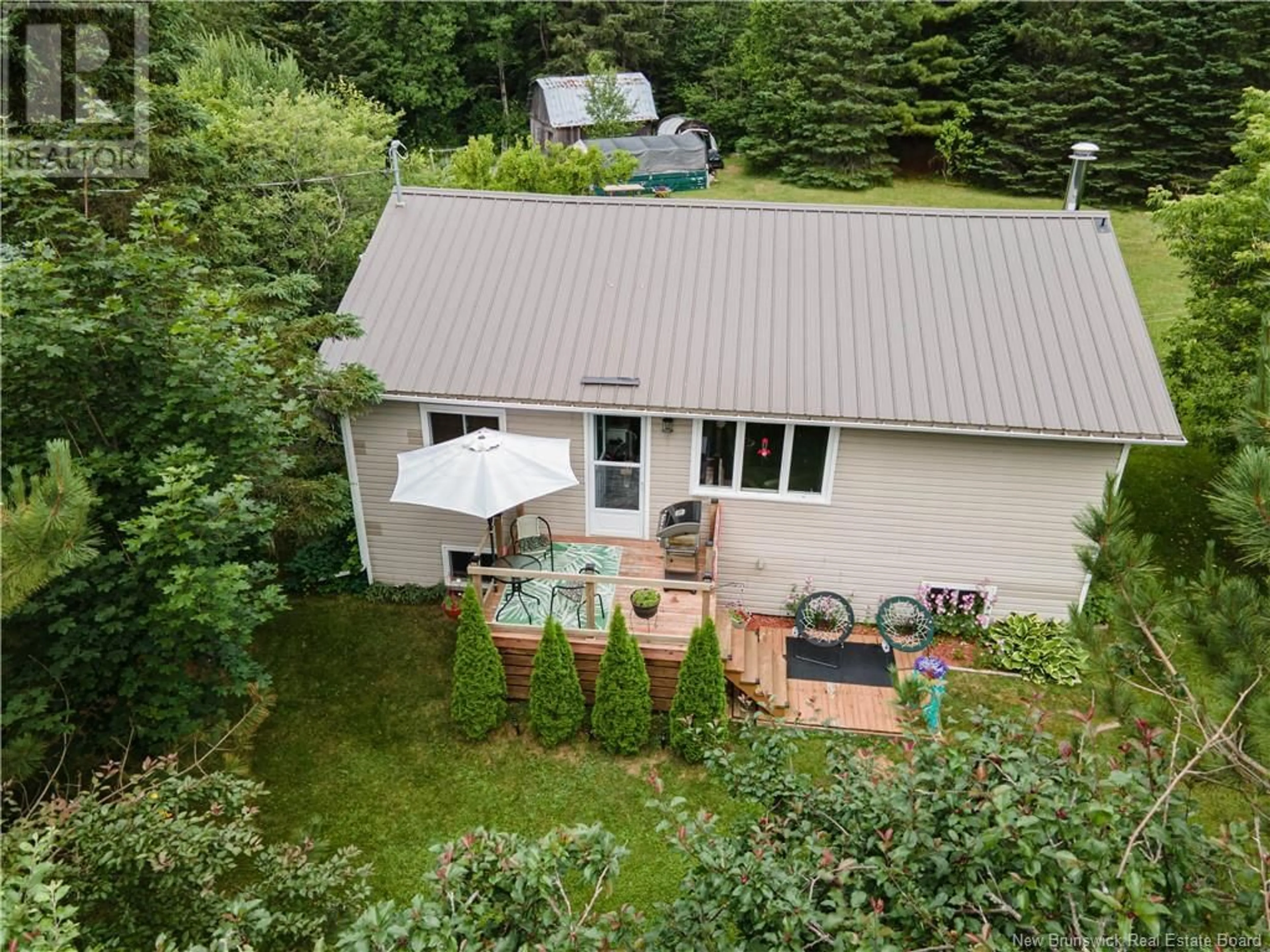 A pic from outside/outdoor area/front of a property/back of a property/a pic from drone, unknown for 6243 ROUTE 111, Jeffries Corner New Brunswick E4E4H7