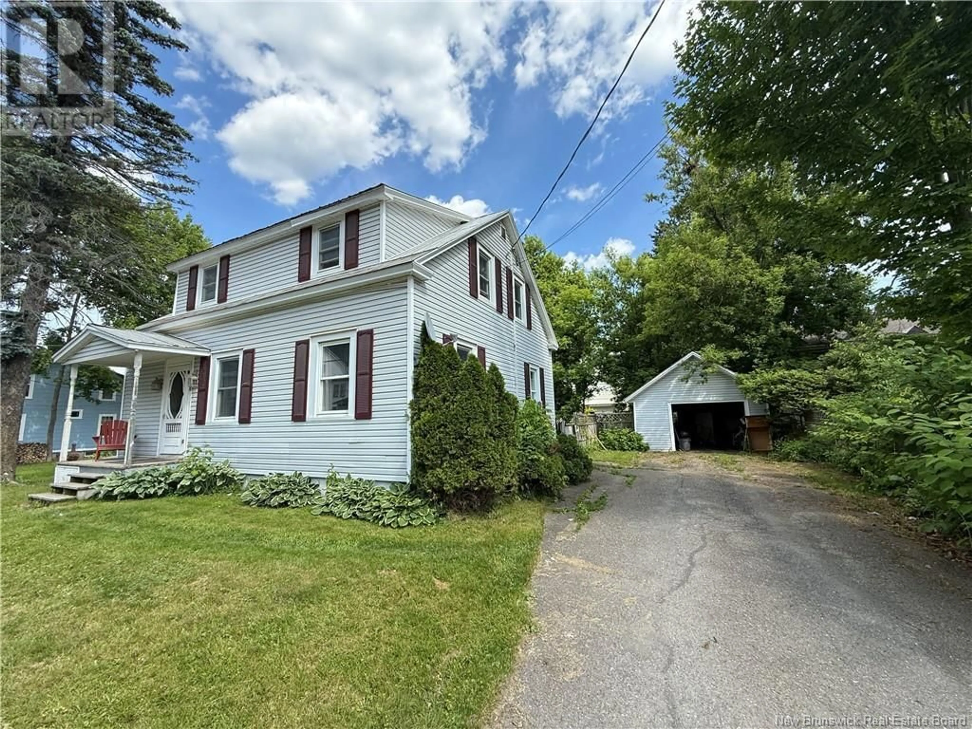 A pic from outside/outdoor area/front of a property/back of a property/a pic from drone, street for 111 QUEEN STREET, Woodstock New Brunswick E7M2N1