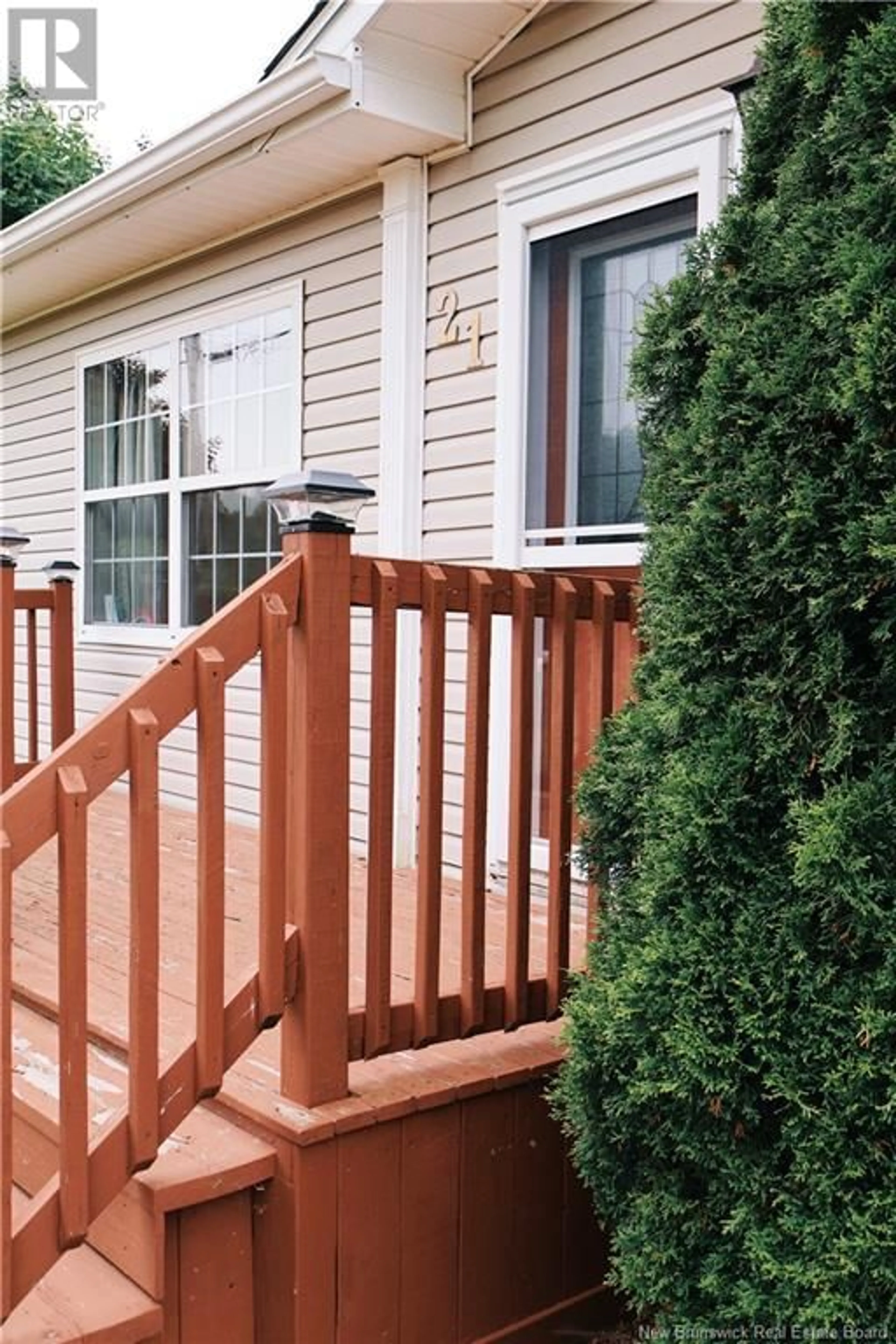 Home with vinyl exterior material, street for 21 KIERSTEAD DRIVE, Miramichi New Brunswick E1V6R5