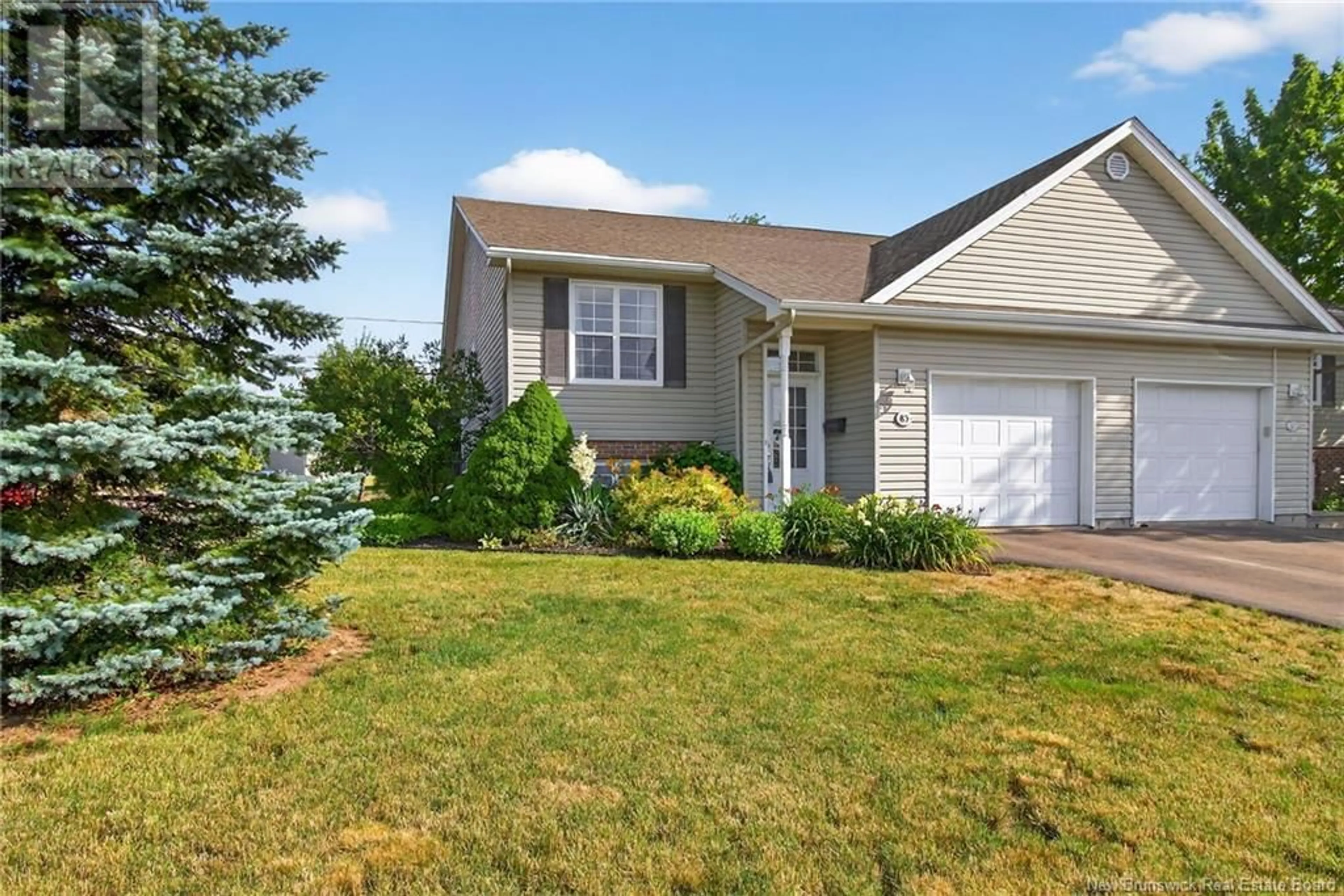 Home with vinyl exterior material, street for 85 MOUNT PLEASANT ROAD, Moncton New Brunswick E1G5J3
