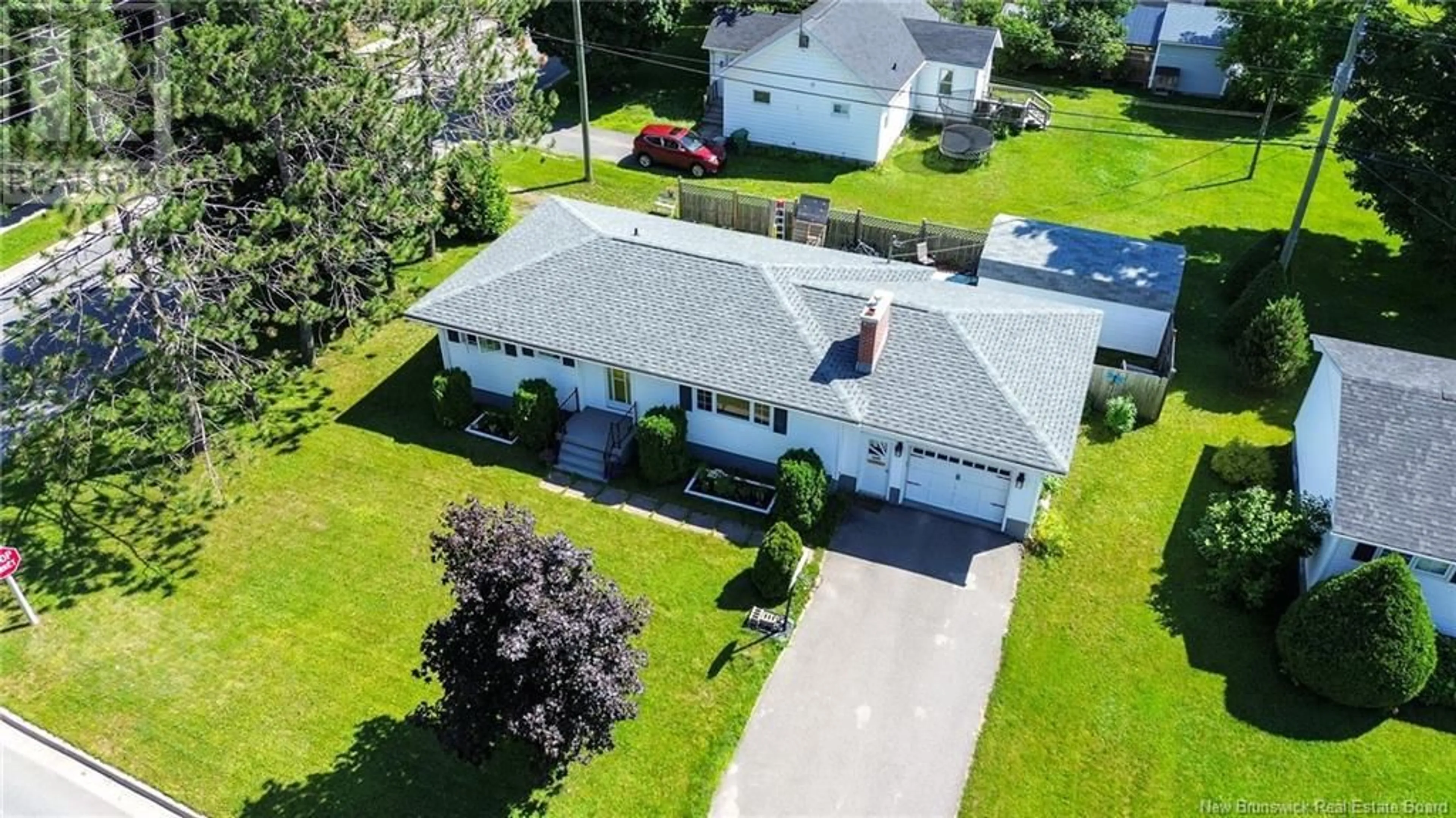 A pic from outside/outdoor area/front of a property/back of a property/a pic from drone, street for 202 BURPEE STREET, Fredericton New Brunswick E3A1M7
