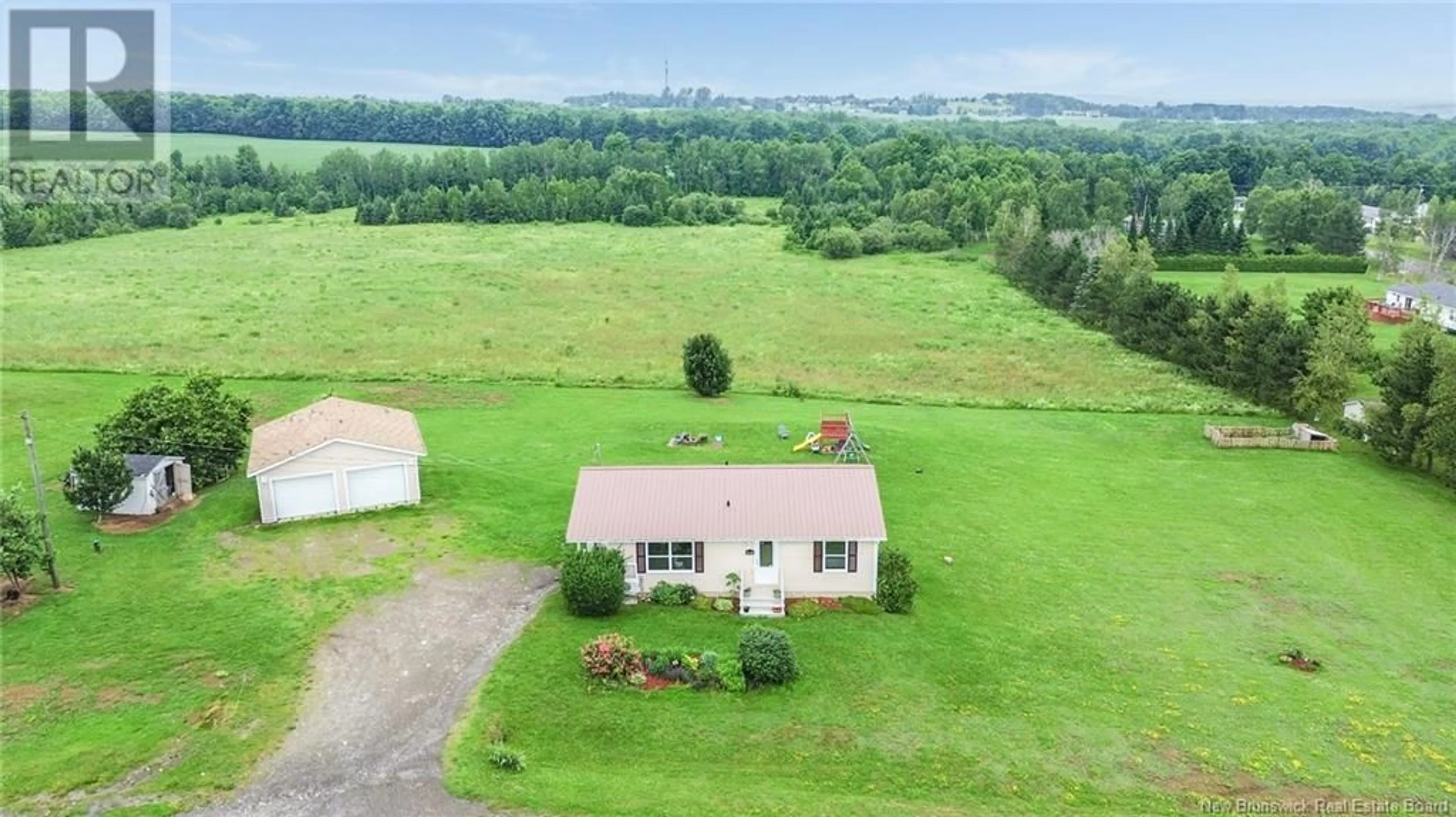 A pic from outside/outdoor area/front of a property/back of a property/a pic from drone, unknown for 30 GARFIELD STREET, Bedell New Brunswick E7M3Z9