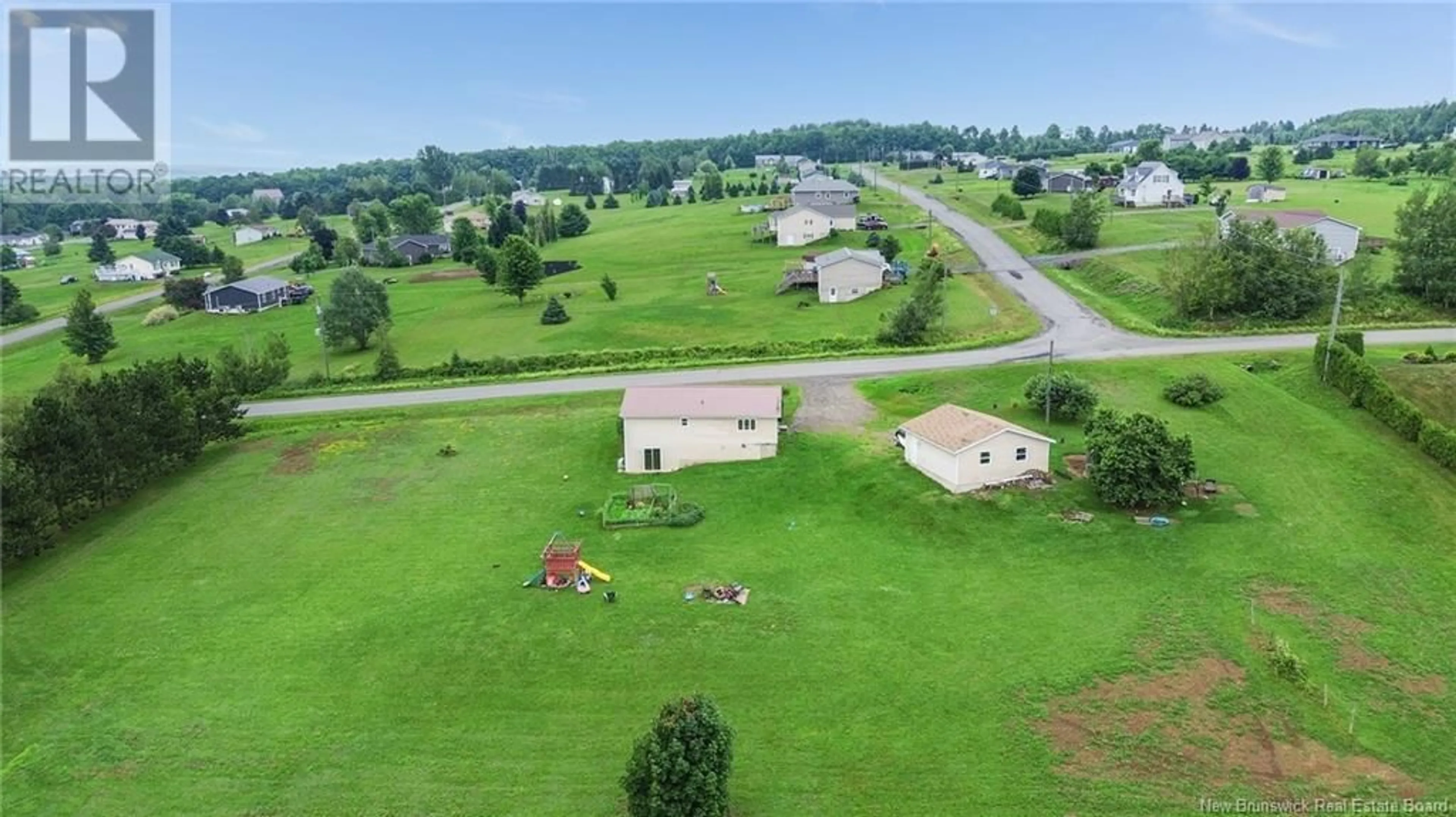 A pic from outside/outdoor area/front of a property/back of a property/a pic from drone, water/lake/river/ocean view for 30 GARFIELD STREET, Bedell New Brunswick E7M3Z9