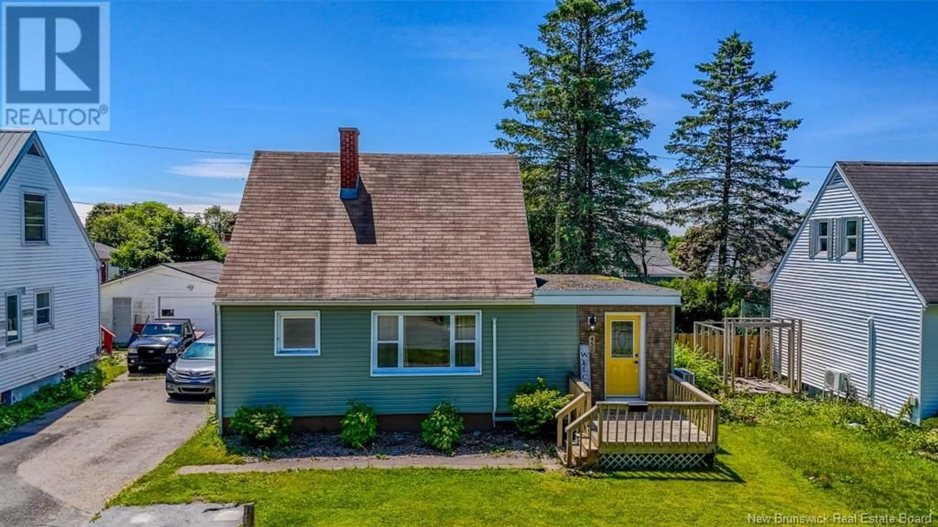 A pic from outside/outdoor area/front of a property/back of a property/a pic from drone, street for 452 FUNDY DRIVE, Saint John New Brunswick E2M2R7