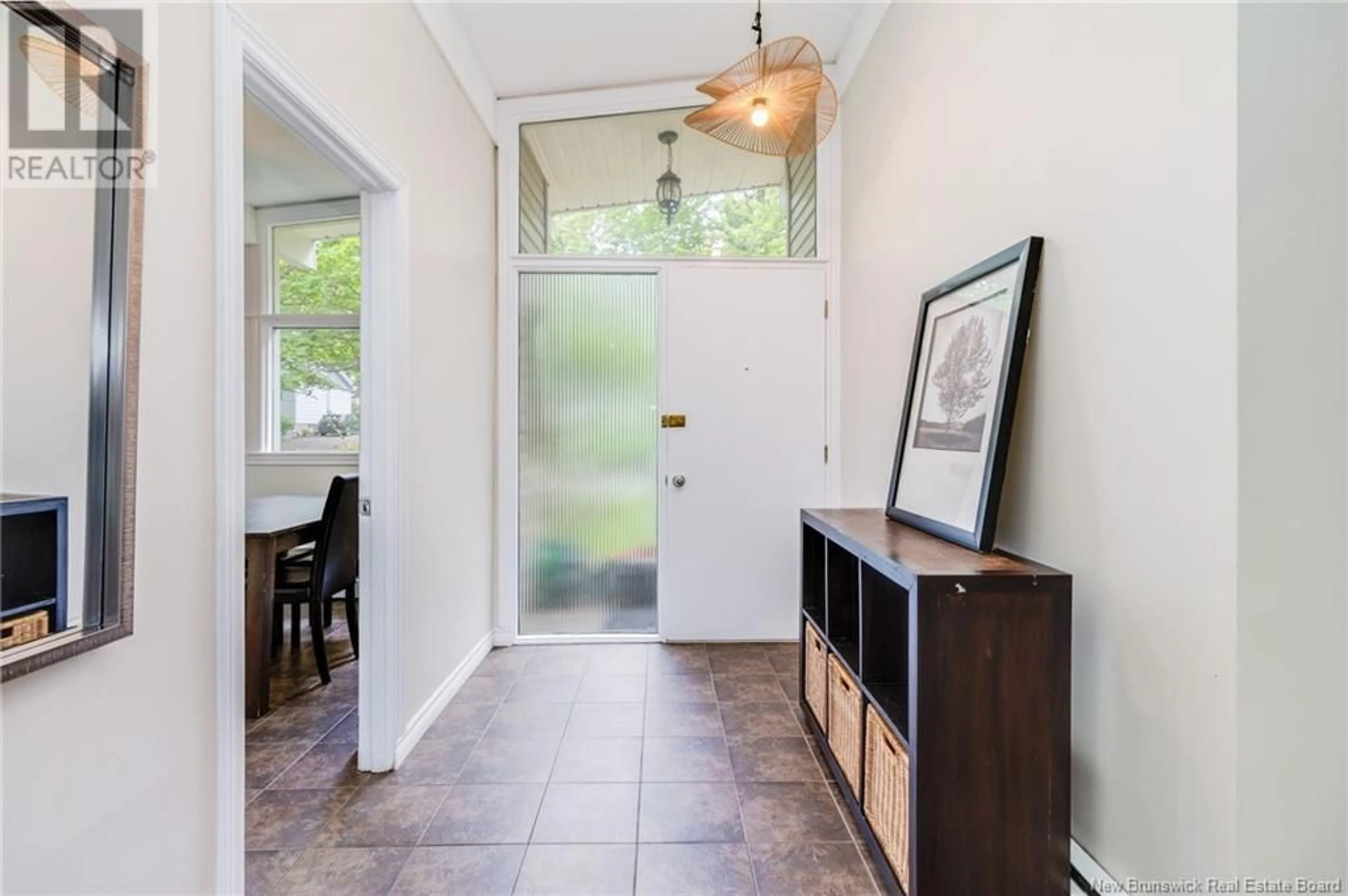 Indoor entryway for 435 PEDERSON CRESCENT, Fredericton New Brunswick E3B2Z1