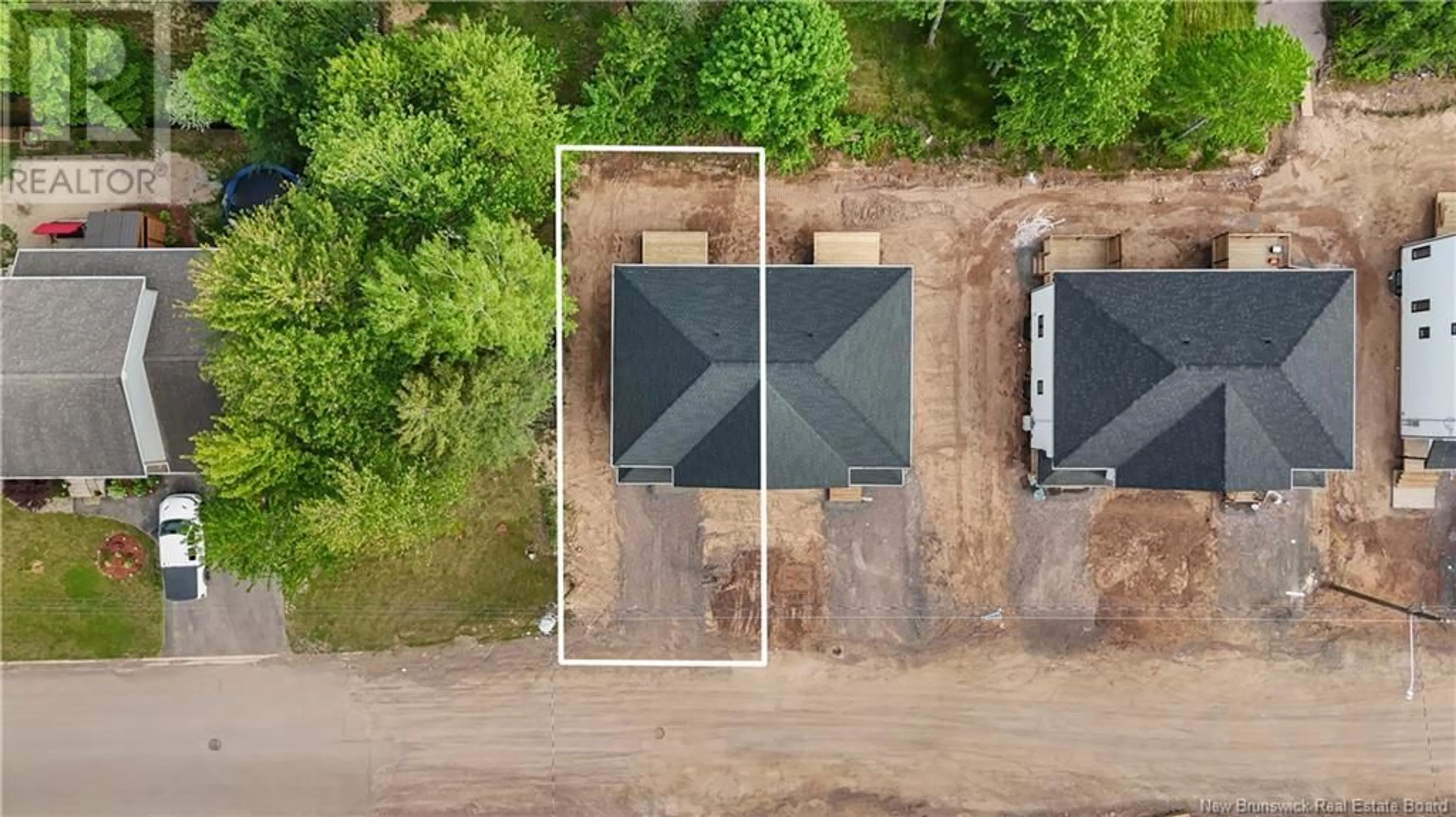 A pic from outside/outdoor area/front of a property/back of a property/a pic from drone, water/lake/river/ocean view for 136 HERMAN STREET, Dieppe New Brunswick E1A0Y1