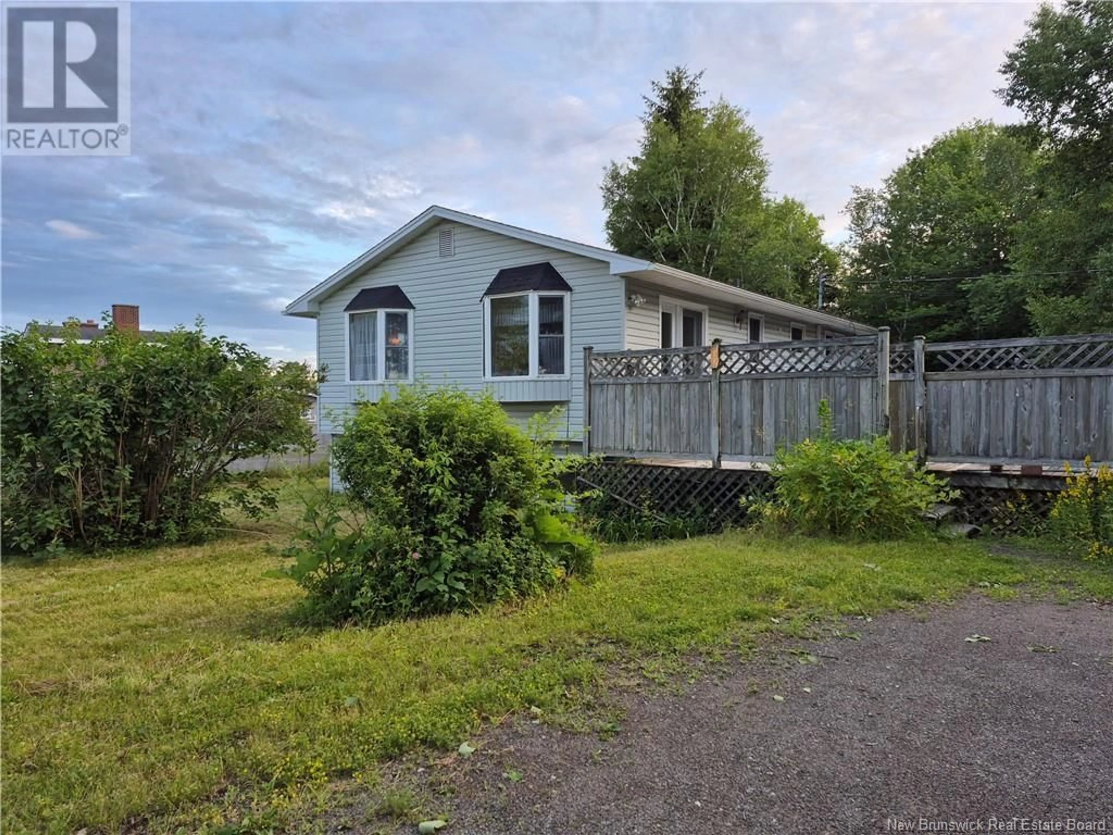 A pic from outside/outdoor area/front of a property/back of a property/a pic from drone, unknown for 579 ST.MARY'S STREET, Fredericton New Brunswick E3A8H4