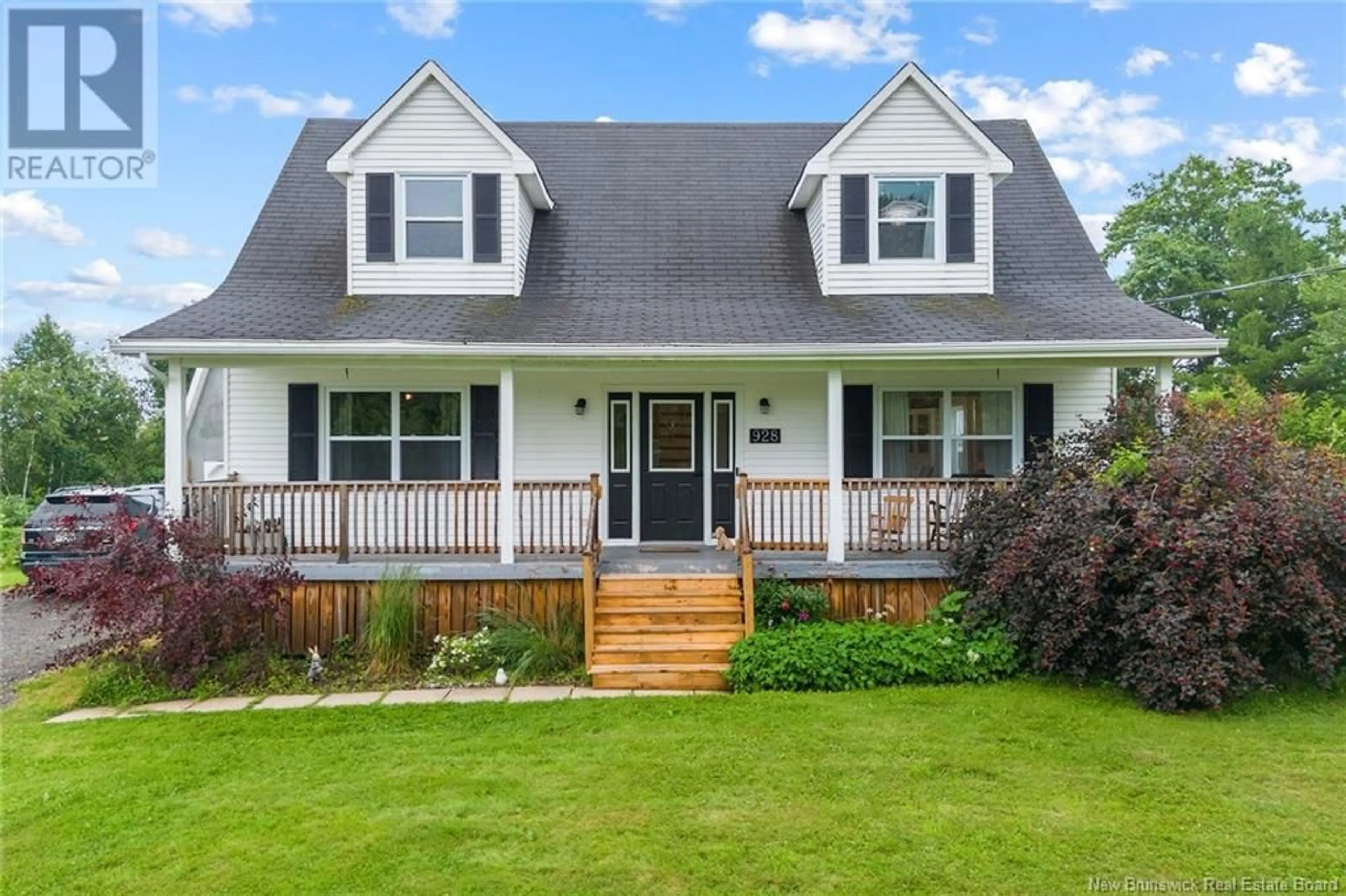 Home with vinyl exterior material, unknown for 928 DOAK ROAD, Fredericton New Brunswick E3C2E9