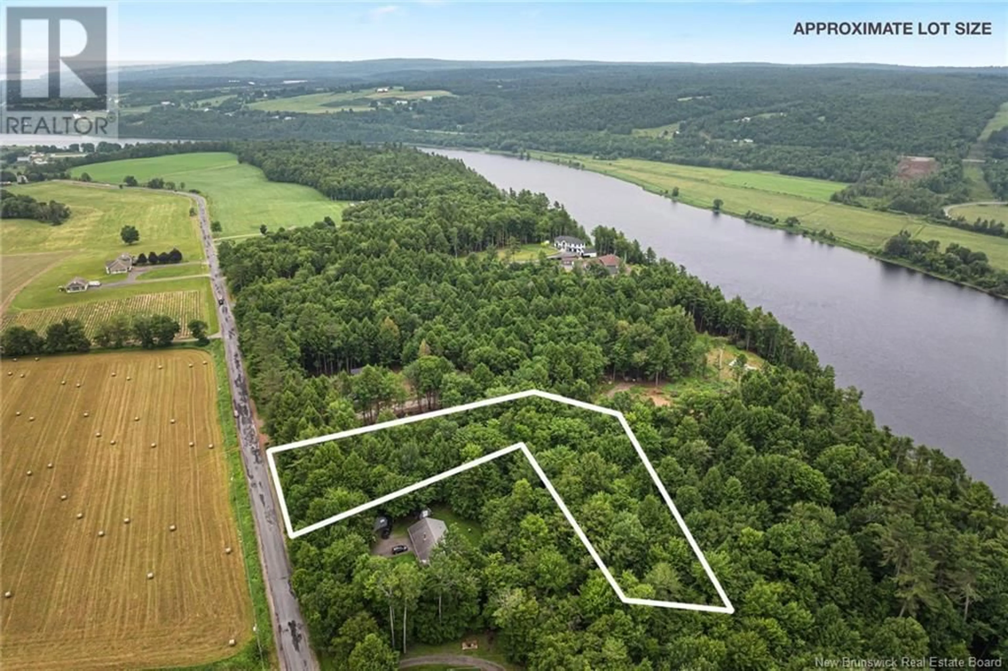 A pic from outside/outdoor area/front of a property/back of a property/a pic from drone, water/lake/river/ocean view for 208 CROCKS POINT ROAD, Keswick Ridge New Brunswick E3B1N4