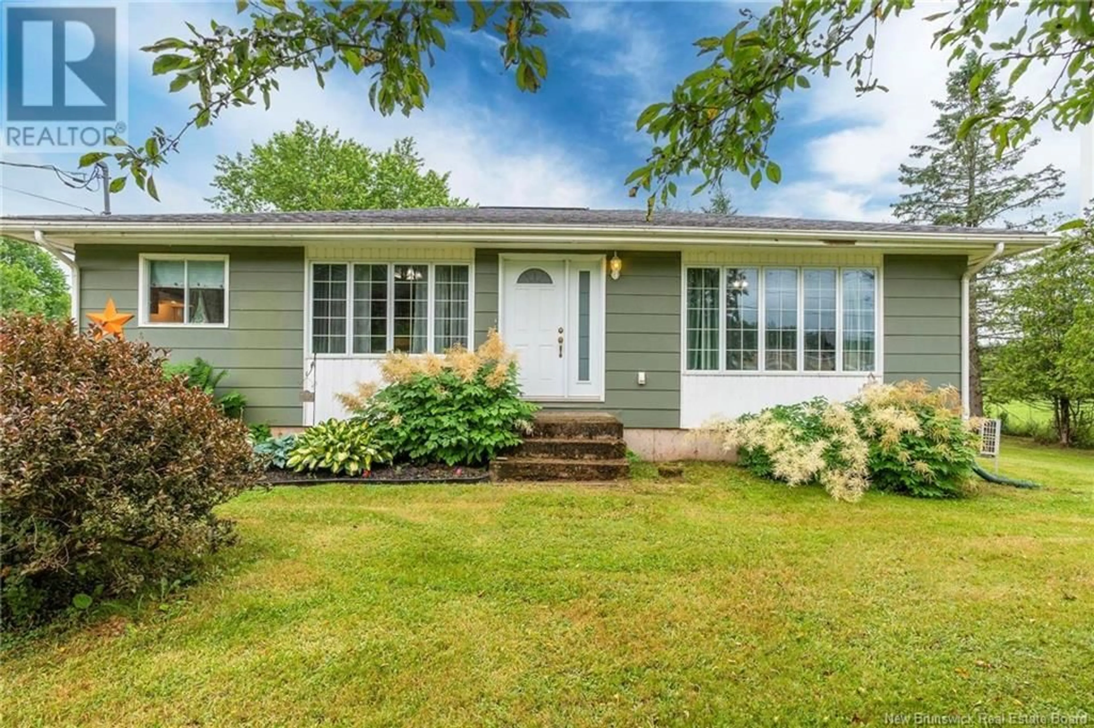 Home with vinyl exterior material, street for 875 ROUTE 124, Norton New Brunswick E5T1W9