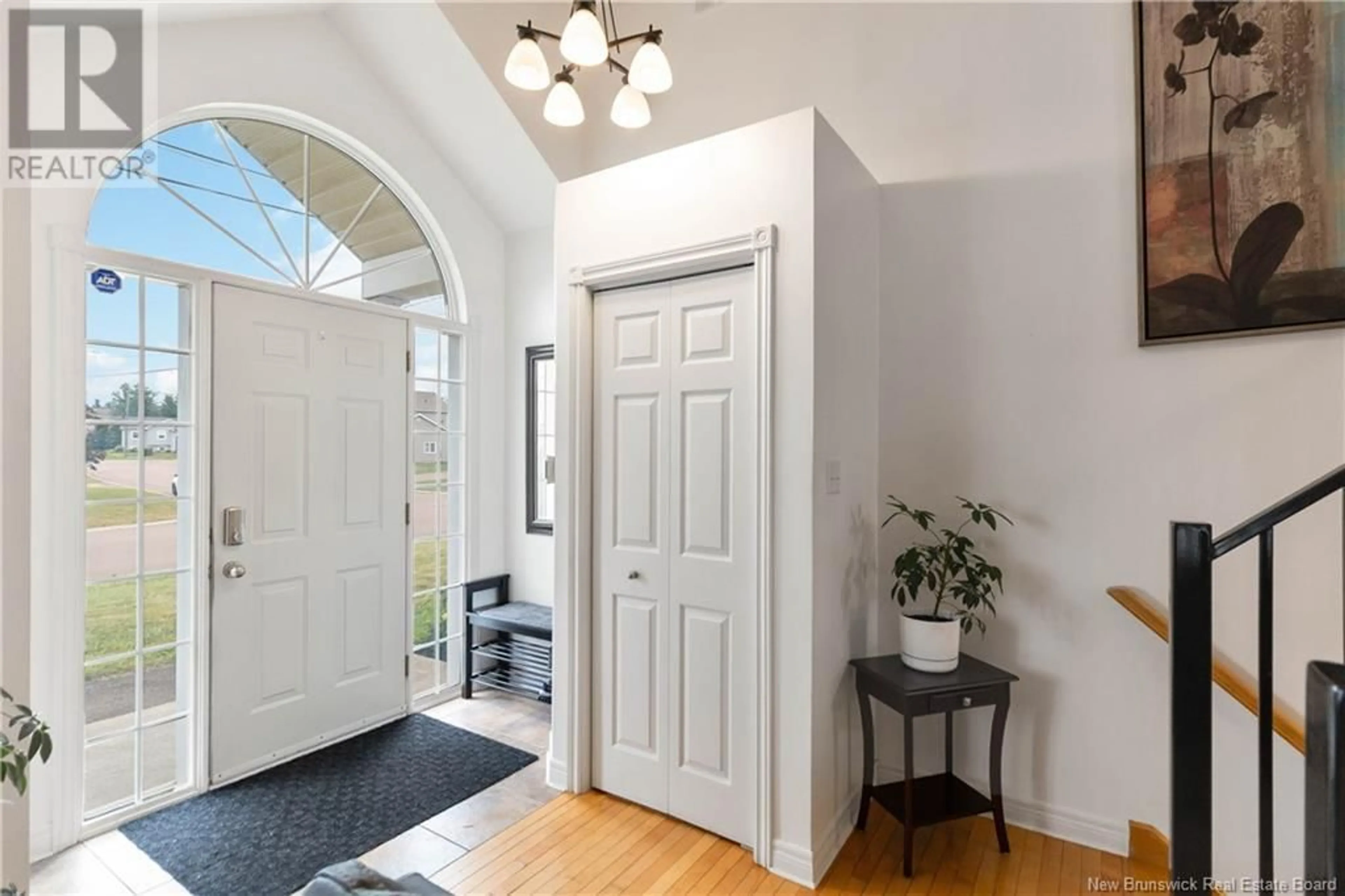 Indoor entryway for 26 CYRIL STREET, Dieppe New Brunswick E1A8K6