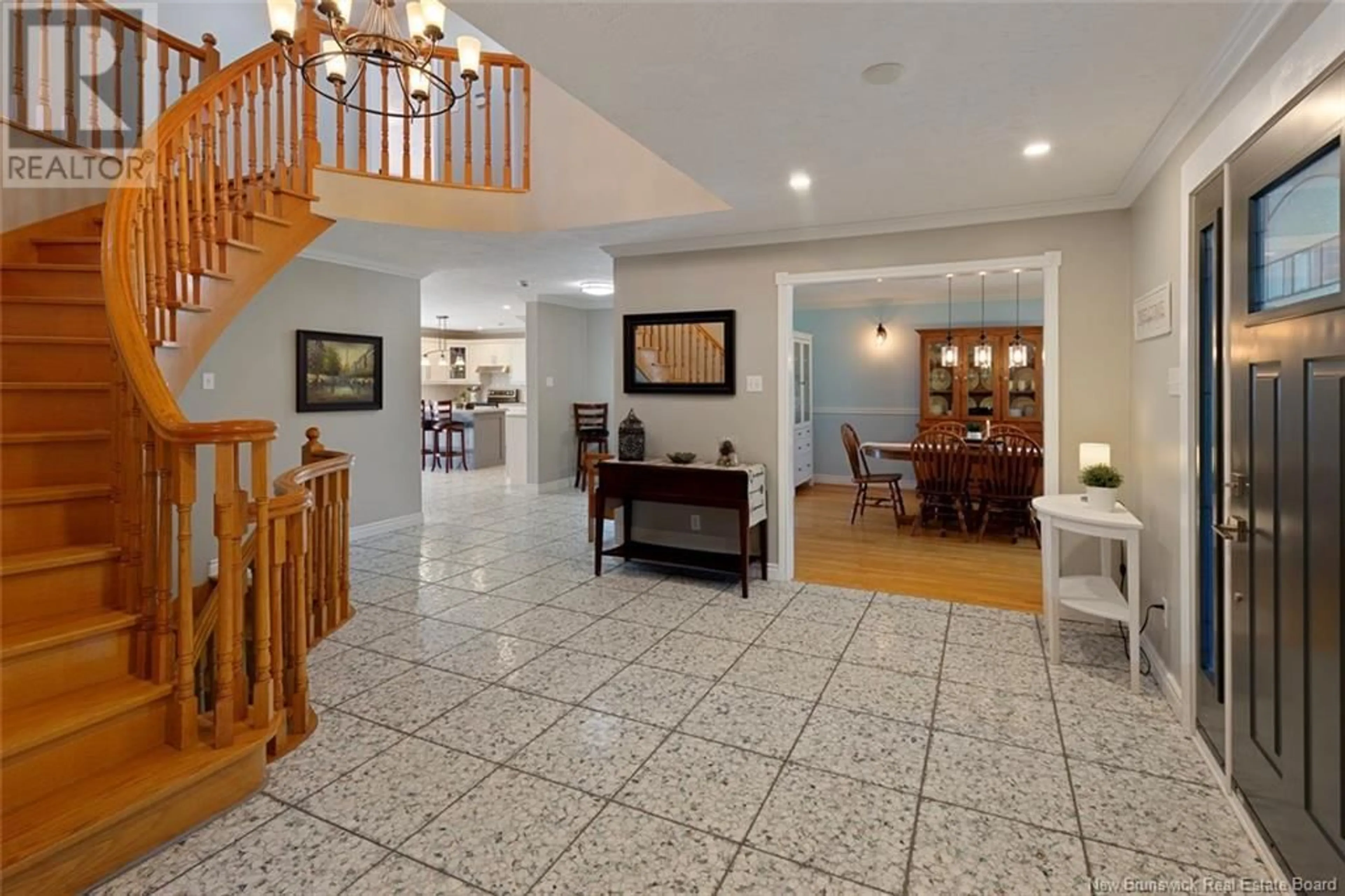 Indoor foyer for 14 SPRUCE GARDEN COURT, Riverview New Brunswick E1B4P8