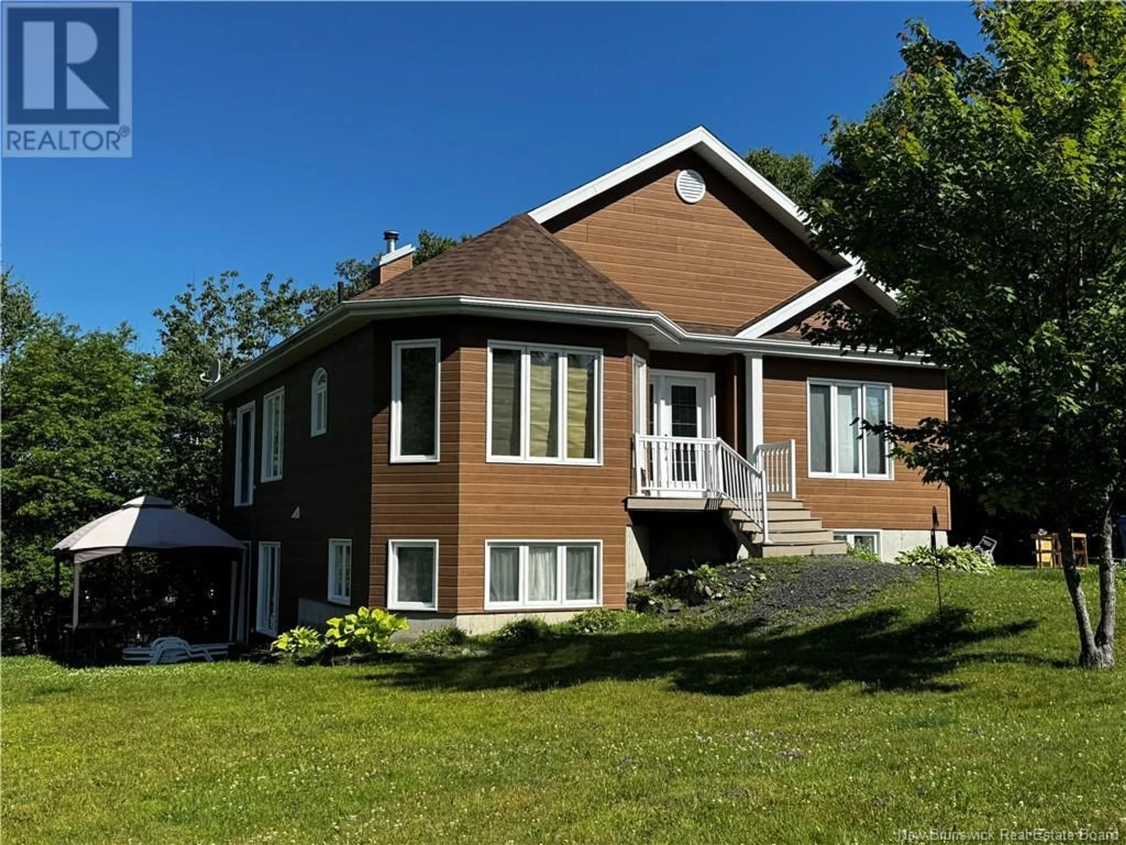 Home with brick exterior material, unknown for 86 DES ORMES AVENUE, Edmundston New Brunswick E3V4J9