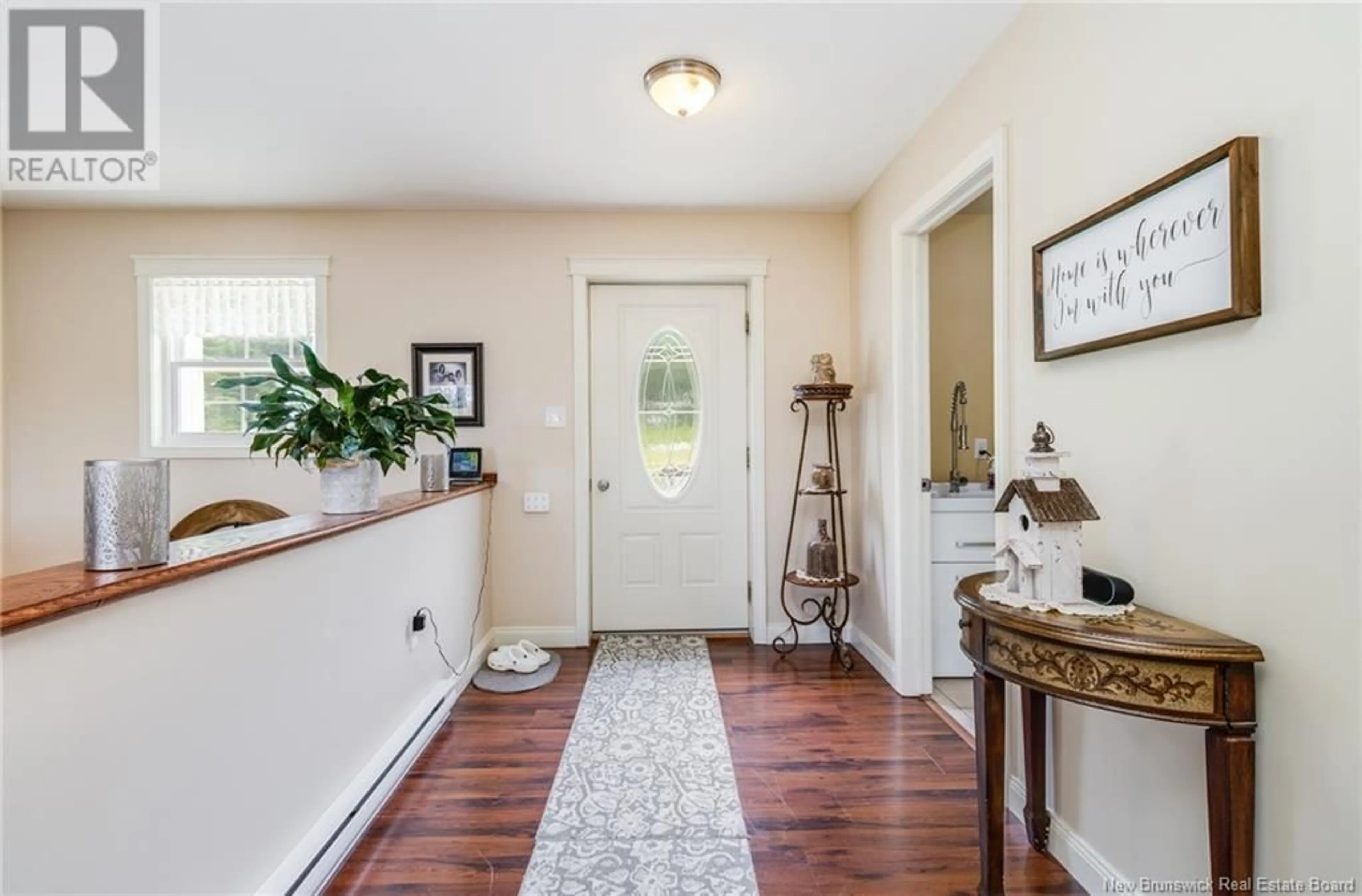 Indoor entryway for 63 SUNSET BLVD, McLeod Hill New Brunswick E3G6A4