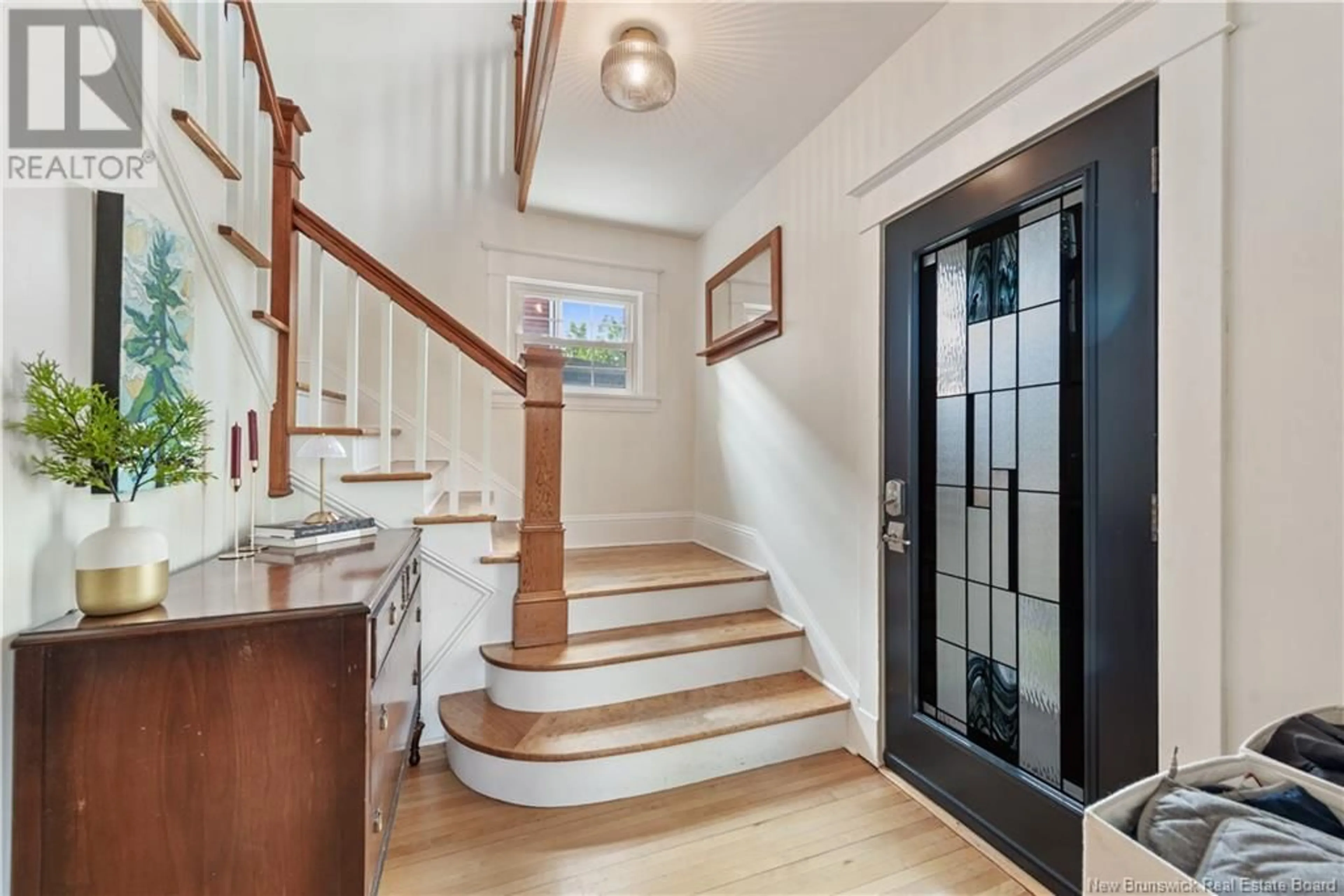 Indoor entryway for 97 WEST STREET, Moncton New Brunswick E1E3N8