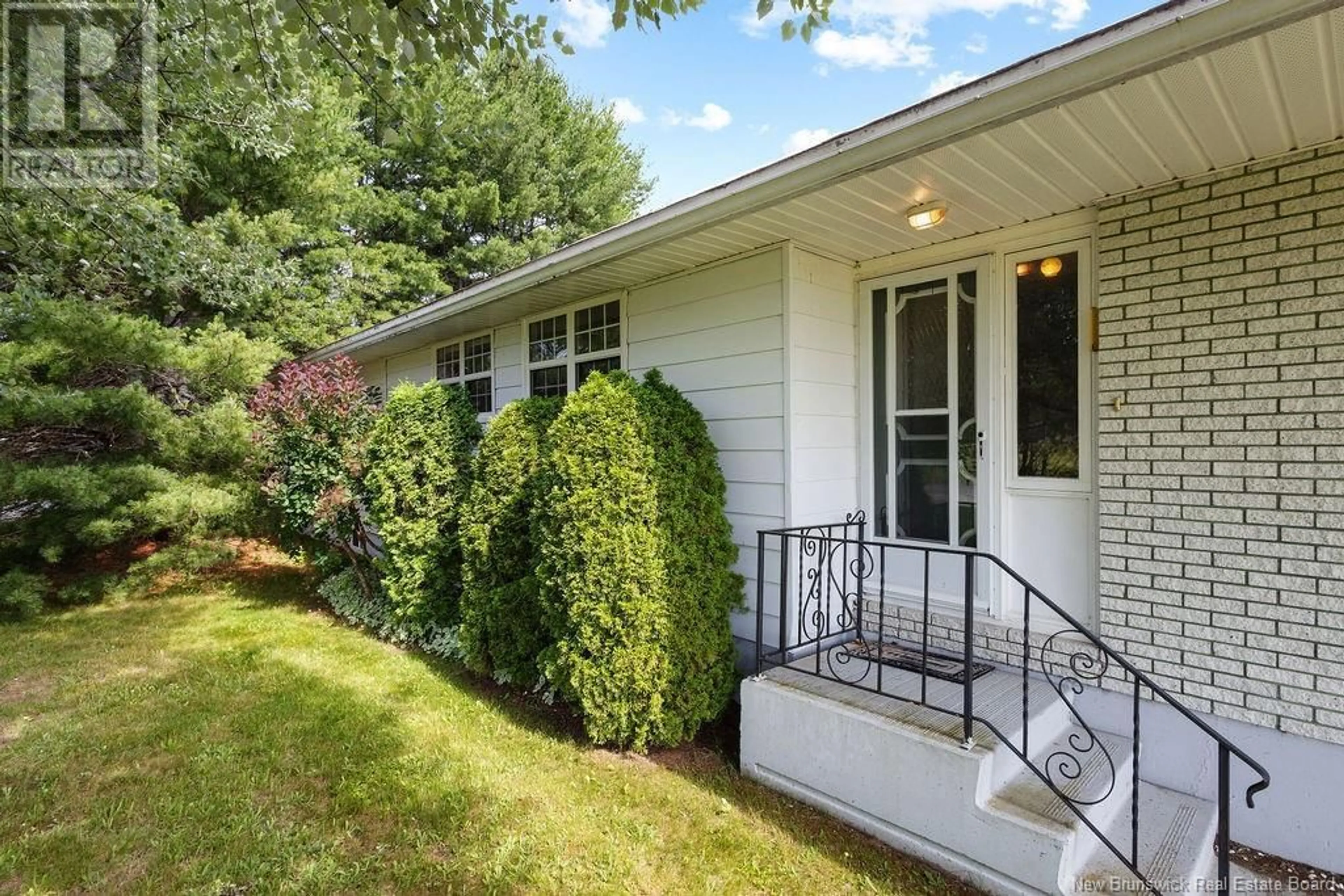 Home with vinyl exterior material, street for 176 MURDOCK ROAD, Napan New Brunswick E1N5A2