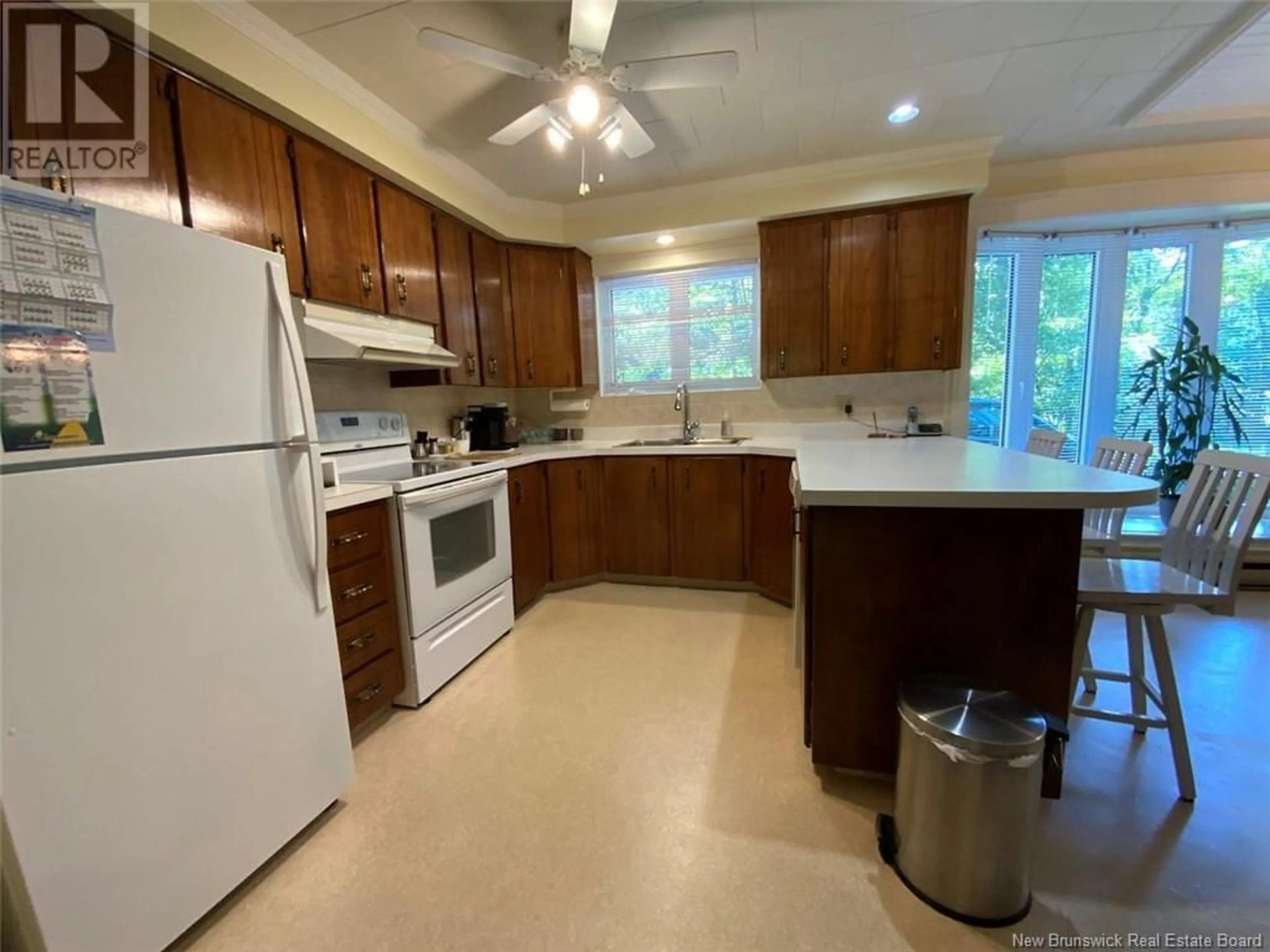 Standard kitchen, ceramic/tile floor for 38 RUE ROAD, Saint-Basile New Brunswick E7C1V1