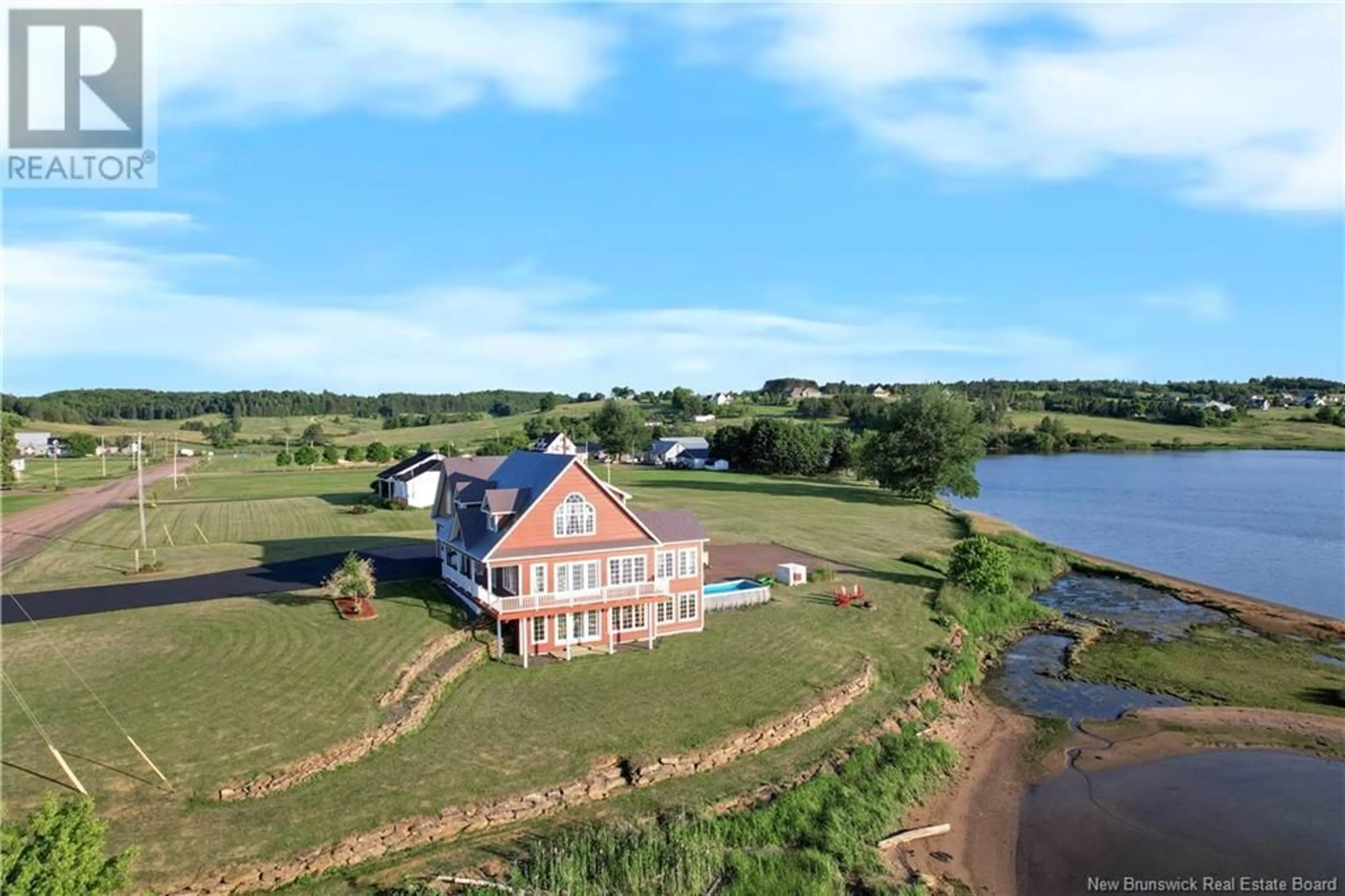 A pic from outside/outdoor area/front of a property/back of a property/a pic from drone, water/lake/river/ocean view for 1379 ROUTE 525, Sainte-Marie-De-Kent New Brunswick E4S2H1