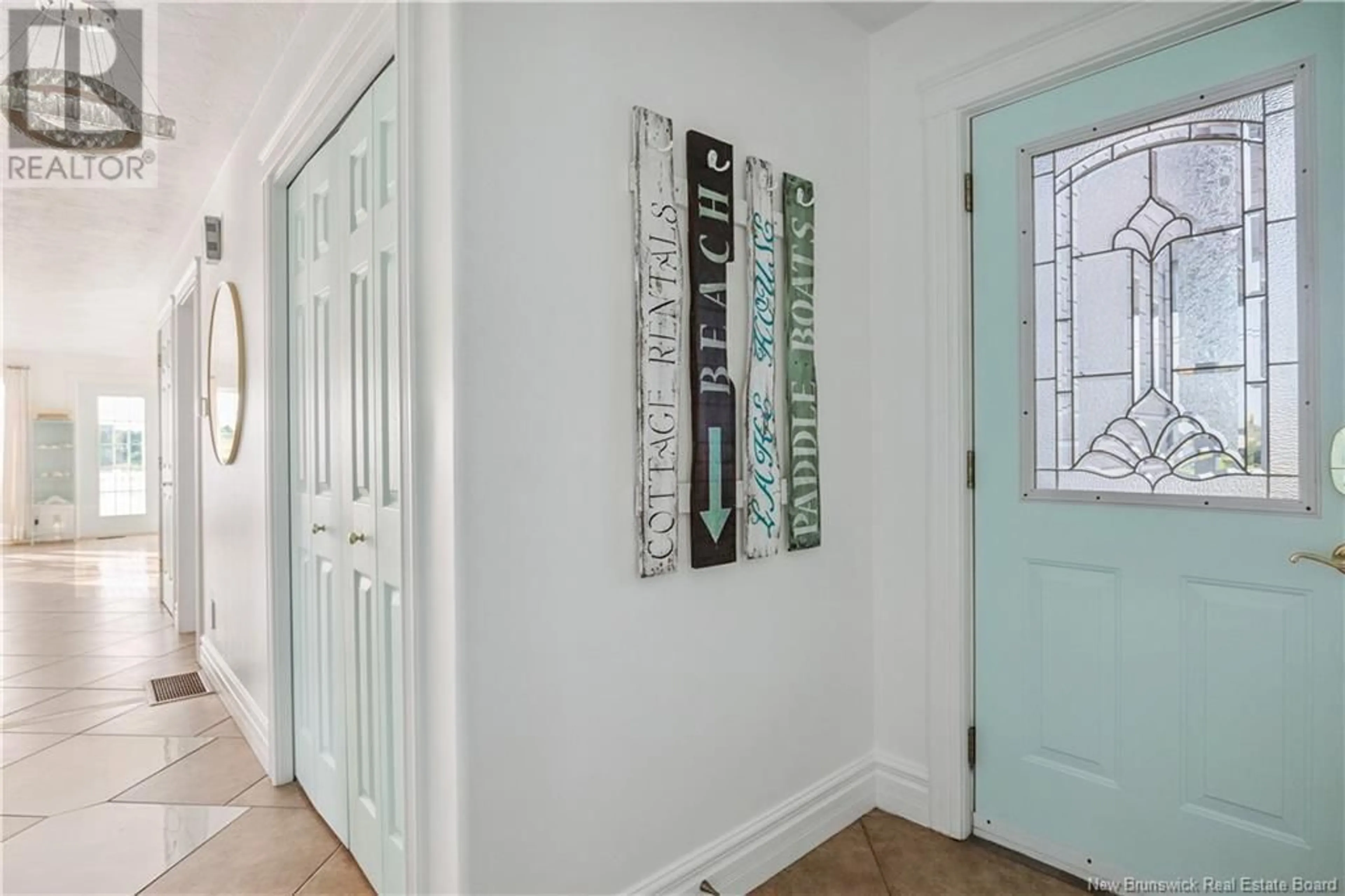 Indoor entryway for 1379 ROUTE 525, Sainte-Marie-De-Kent New Brunswick E4S2H1