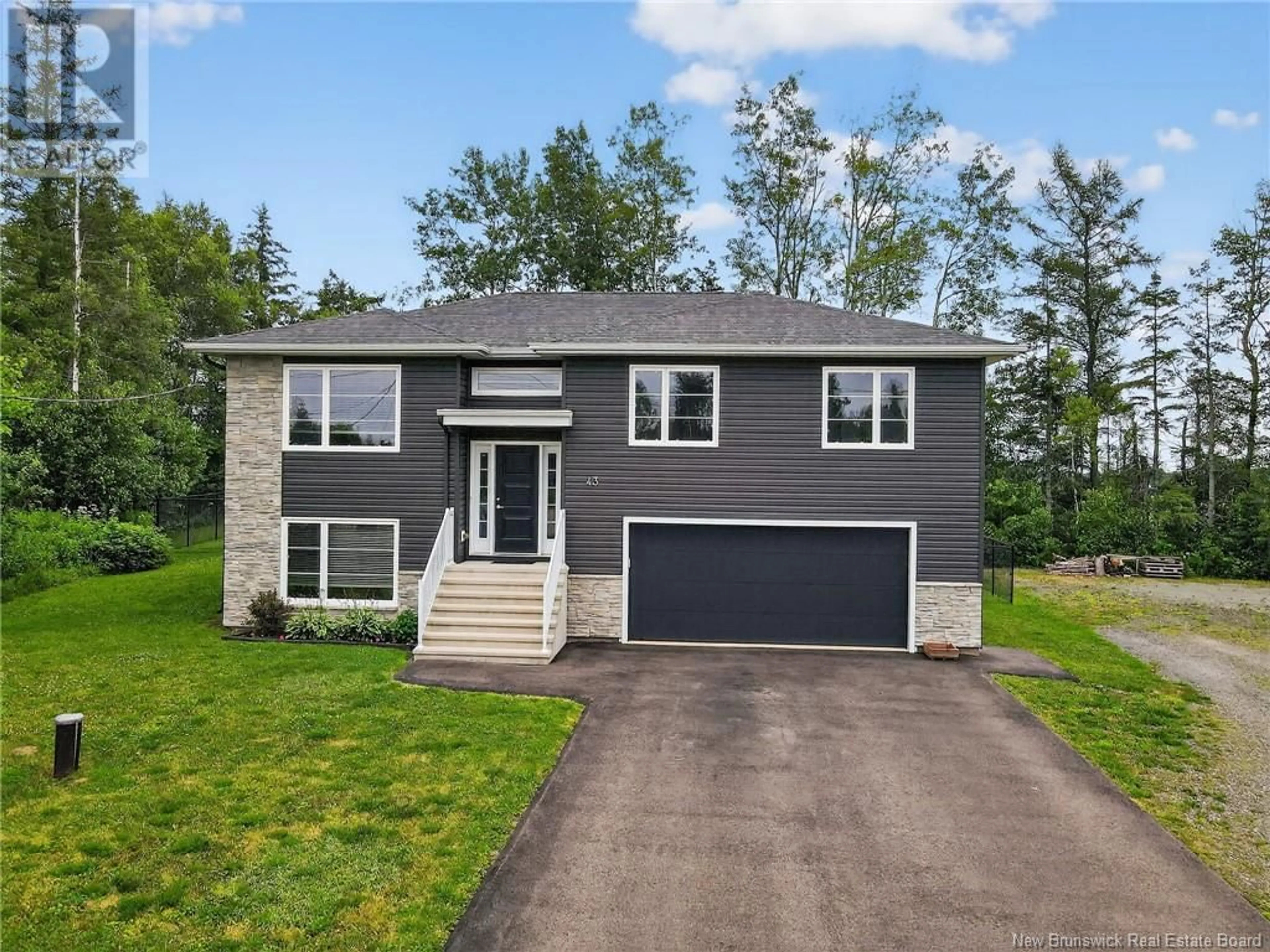 Home with vinyl exterior material, street for 43 BRIARCROFT STREET, Salisbury New Brunswick E4J2A8