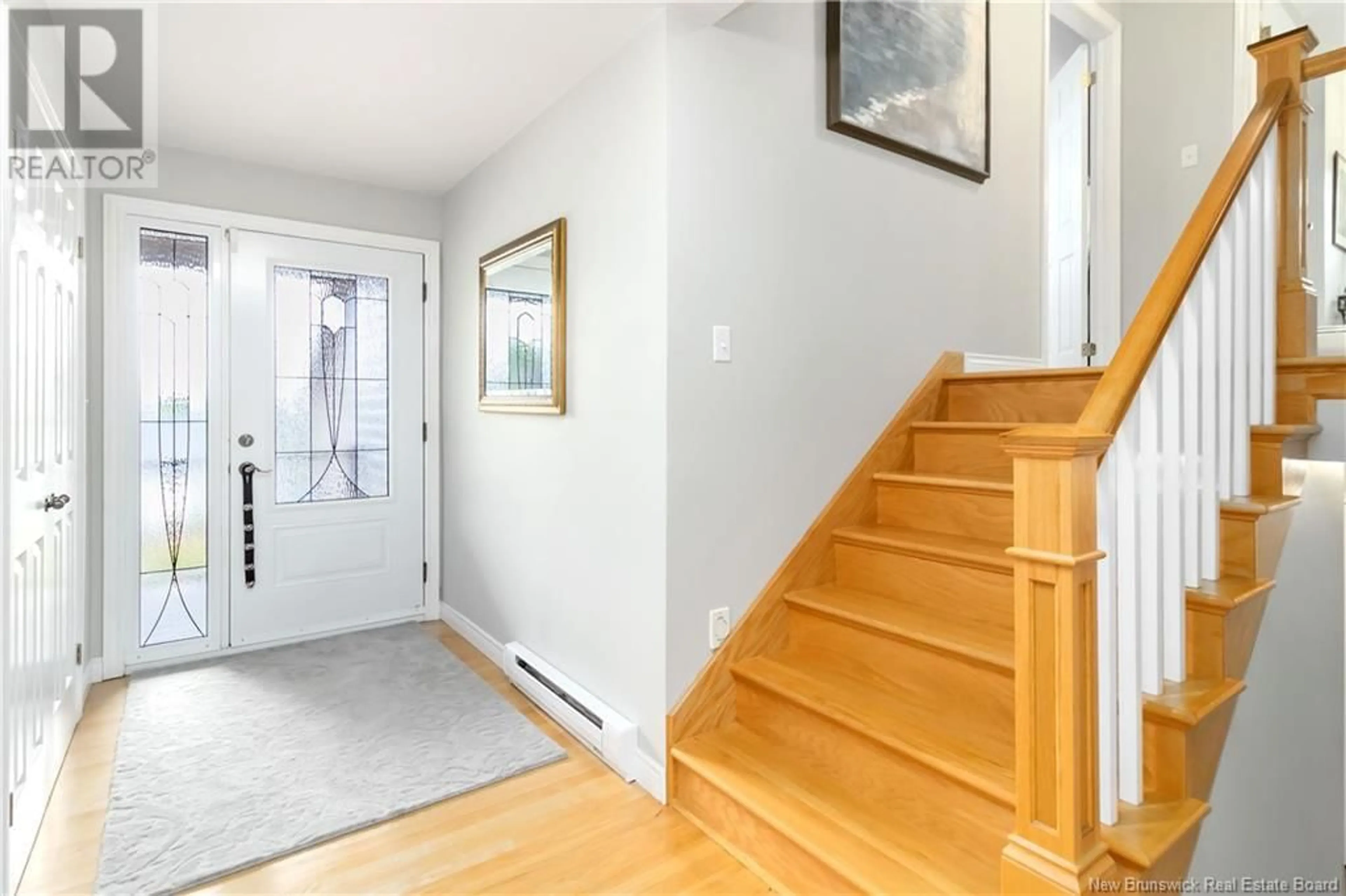 Indoor foyer for 12 HARRIS DRIVE, Sackville New Brunswick E4L3X6